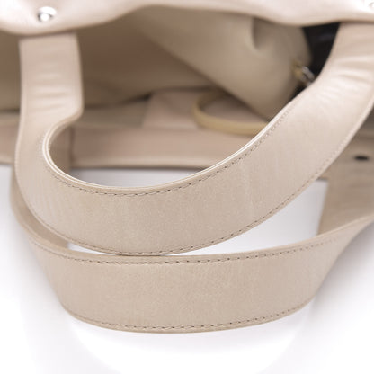Chanel Caviar CC Tote Beige 15 of 19
