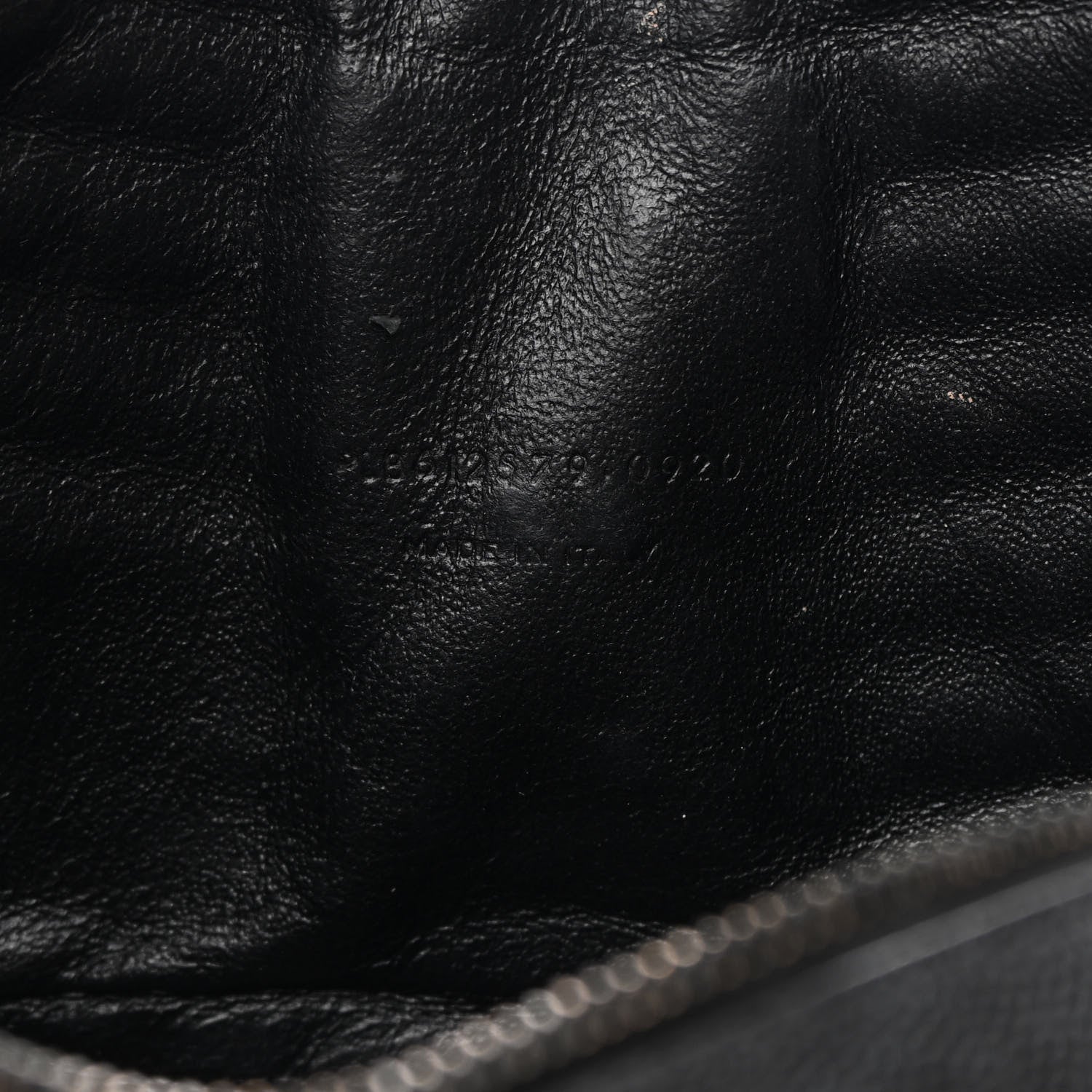Saint Laurent Grain De Poudre Matelasse Monochrome Monogram Mini Lou Camera Bag Black 7 of 11