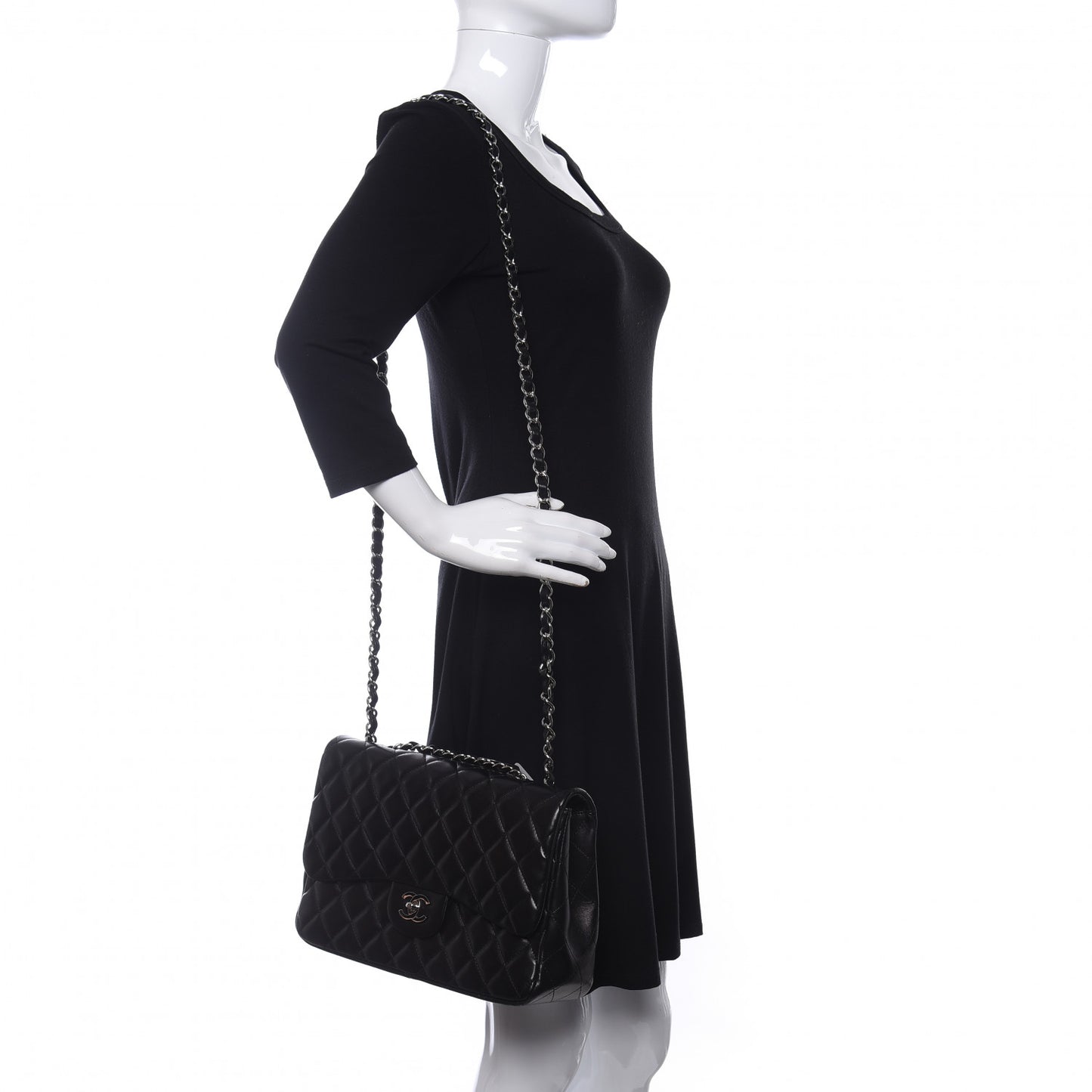 Lambskin Quilted Jumbo Single Flap Black