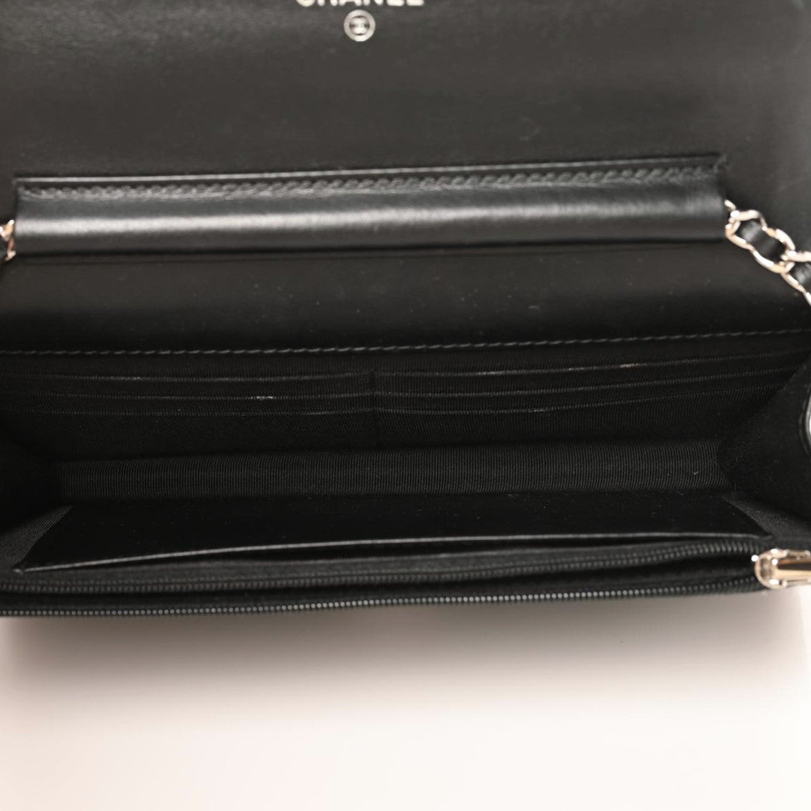 Patent Quilted Bi-Color Wallet On Chain WOC Red Black