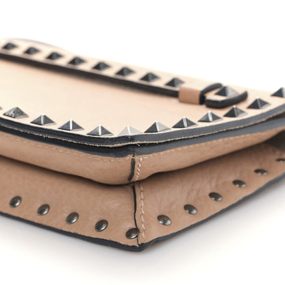 Valentino Garavani Pebbled Calfskin Rockstud Wristlet Clutch Soft Noisette 8 of 8