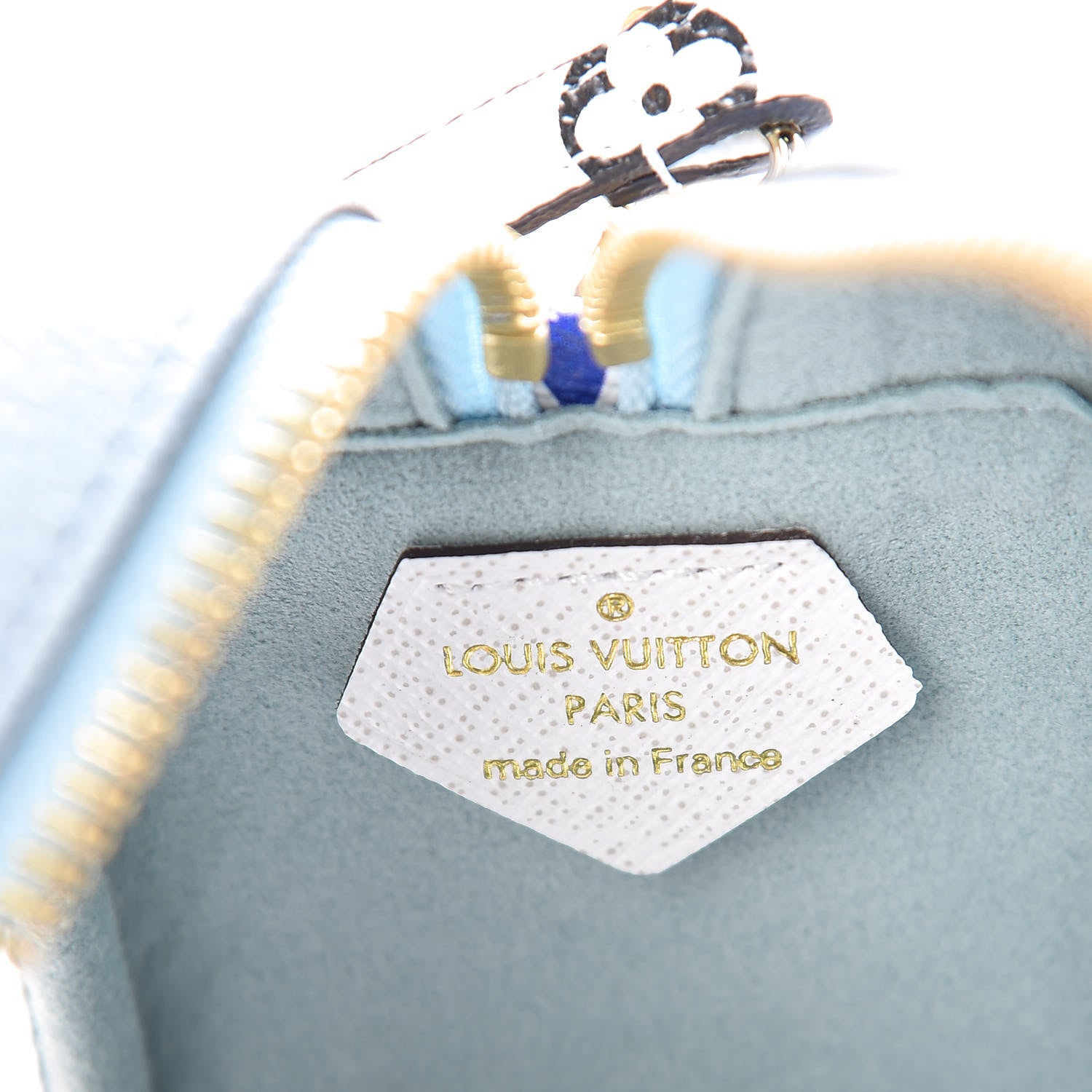 Louis Vuitton Monogram Giant Hawaii Beach Pouch Blue 8 of 9
