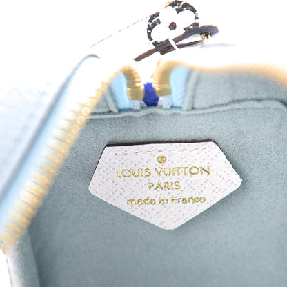 Louis Vuitton Monogram Giant Hawaii Beach Pouch Blue 8 of 9
