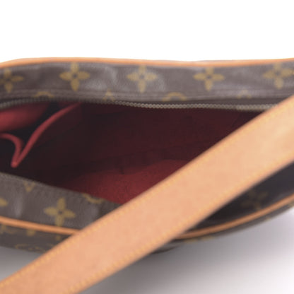 Louis Vuitton Monogram Croissant MM 5 of 13