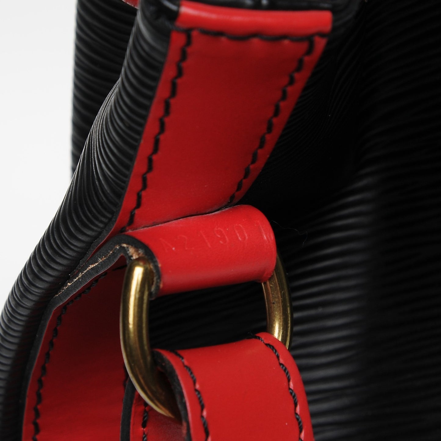 Epi Noe Black Red