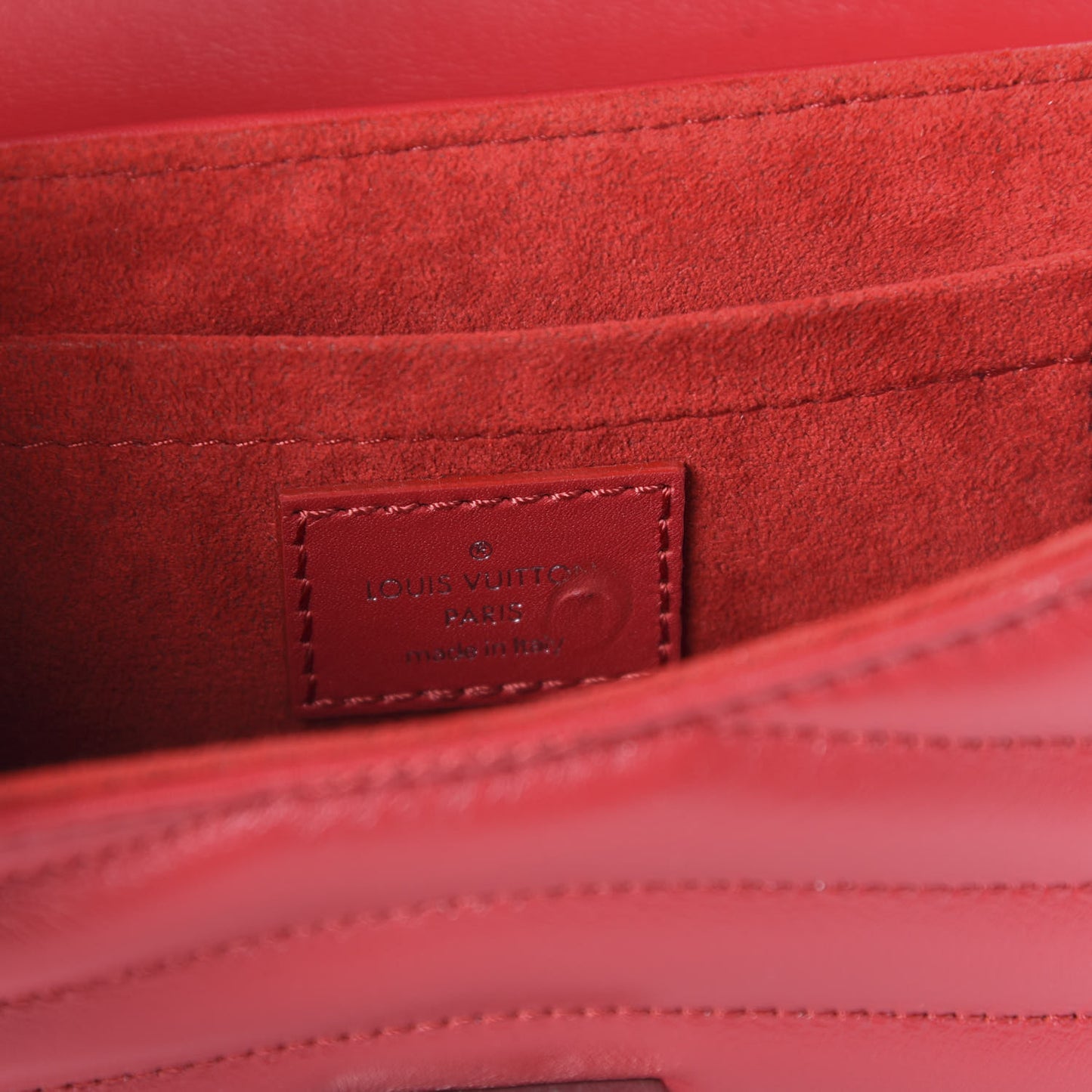 Calfskin Love Lock New Wave Chain PM Red