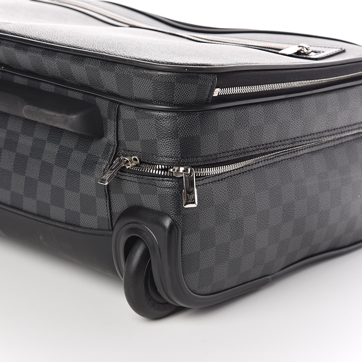 Louis Vuitton Damier Graphite Pilot Case 9 of 10