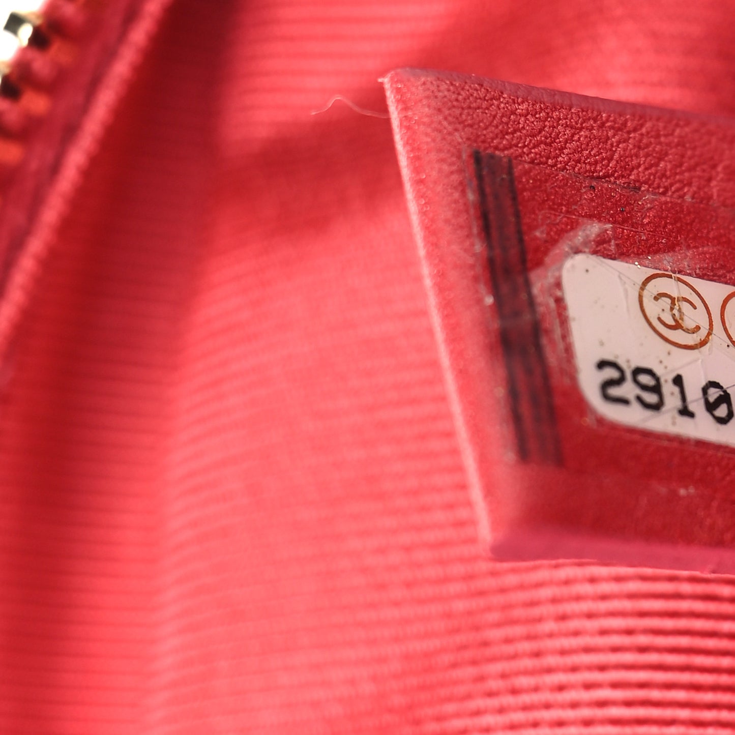 Calfskin Quilted Day Trips Camera Case Pink