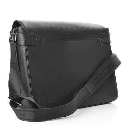 Louis Vuitton Taiga Roman MM Messenger Black 3 of 13