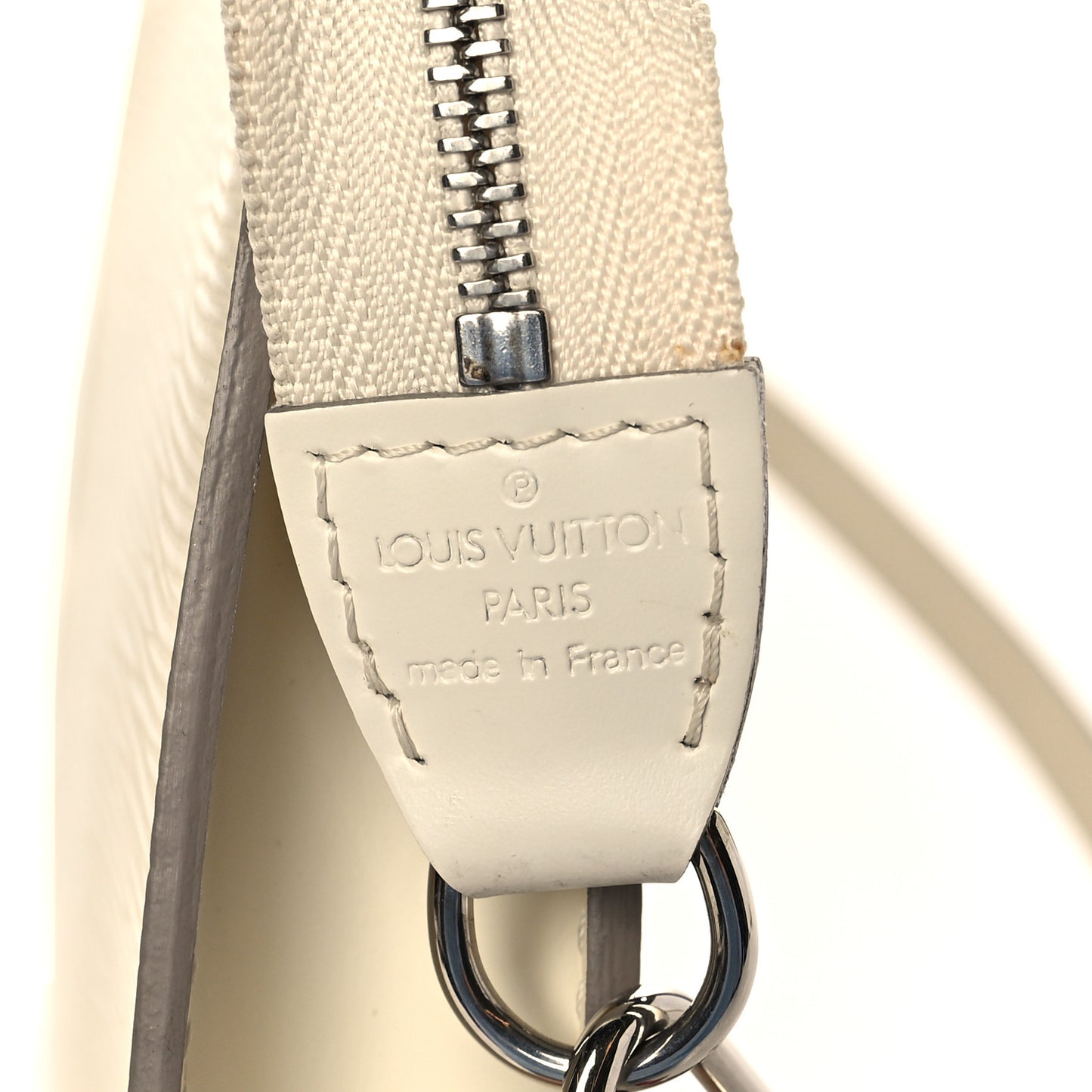 Epi Pochette Accessories 24 Ivory