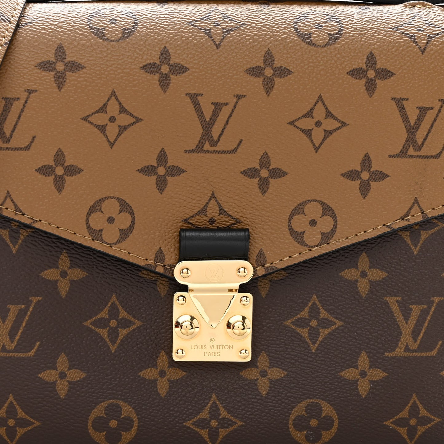 Reverse Monogram Pochette Metis