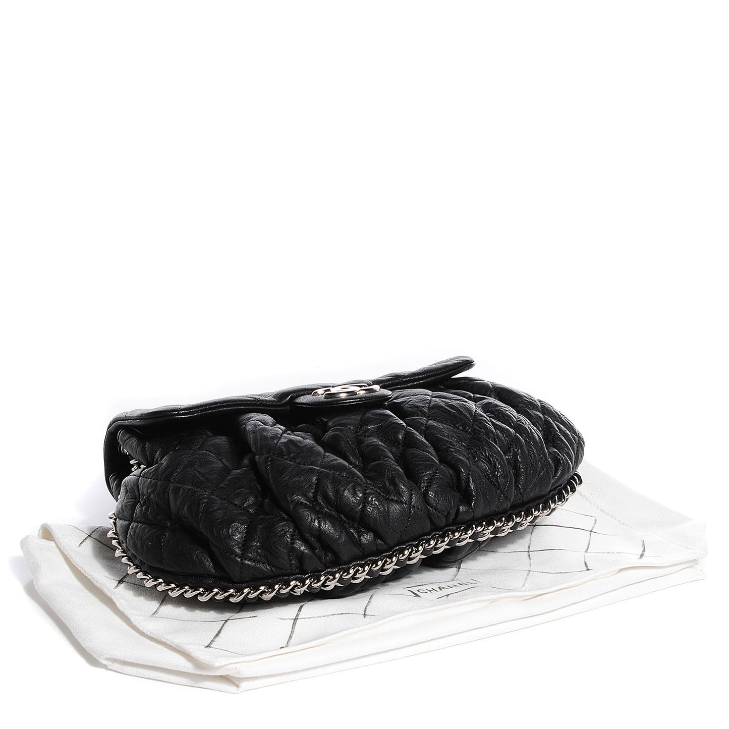Crumpled Lambskin Chain Around Medium Messenger Black