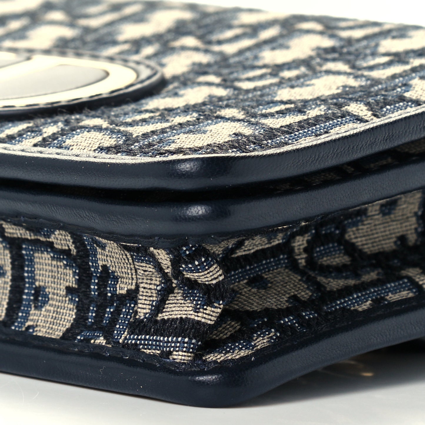 Oblique 30 Montaigne 2-In-1 Pouch Blue