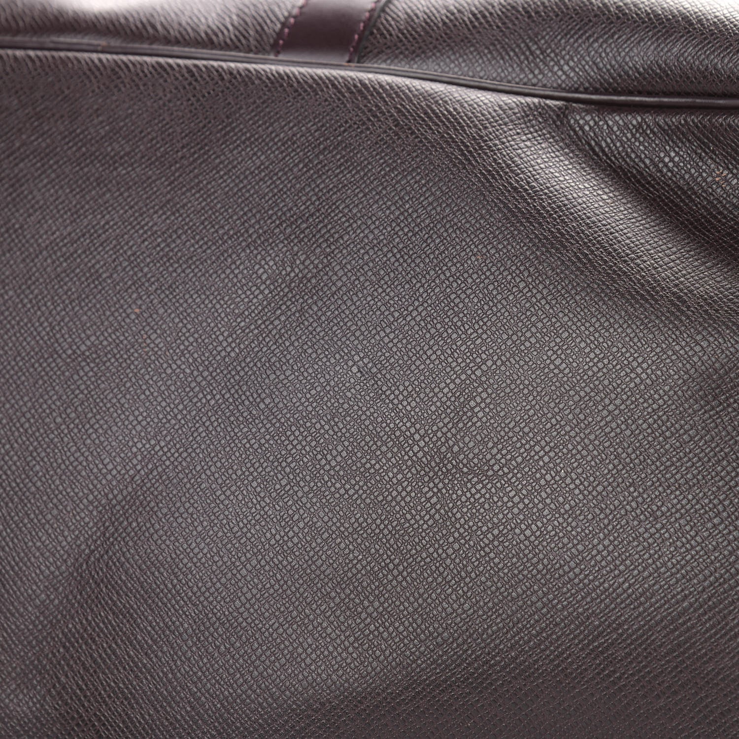 Louis Vuitton Taiga Kendall PM Acajou 27 of 31