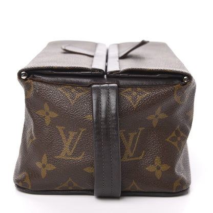 Louis Vuitton Monogram Toiletry Pouch 14 of 15