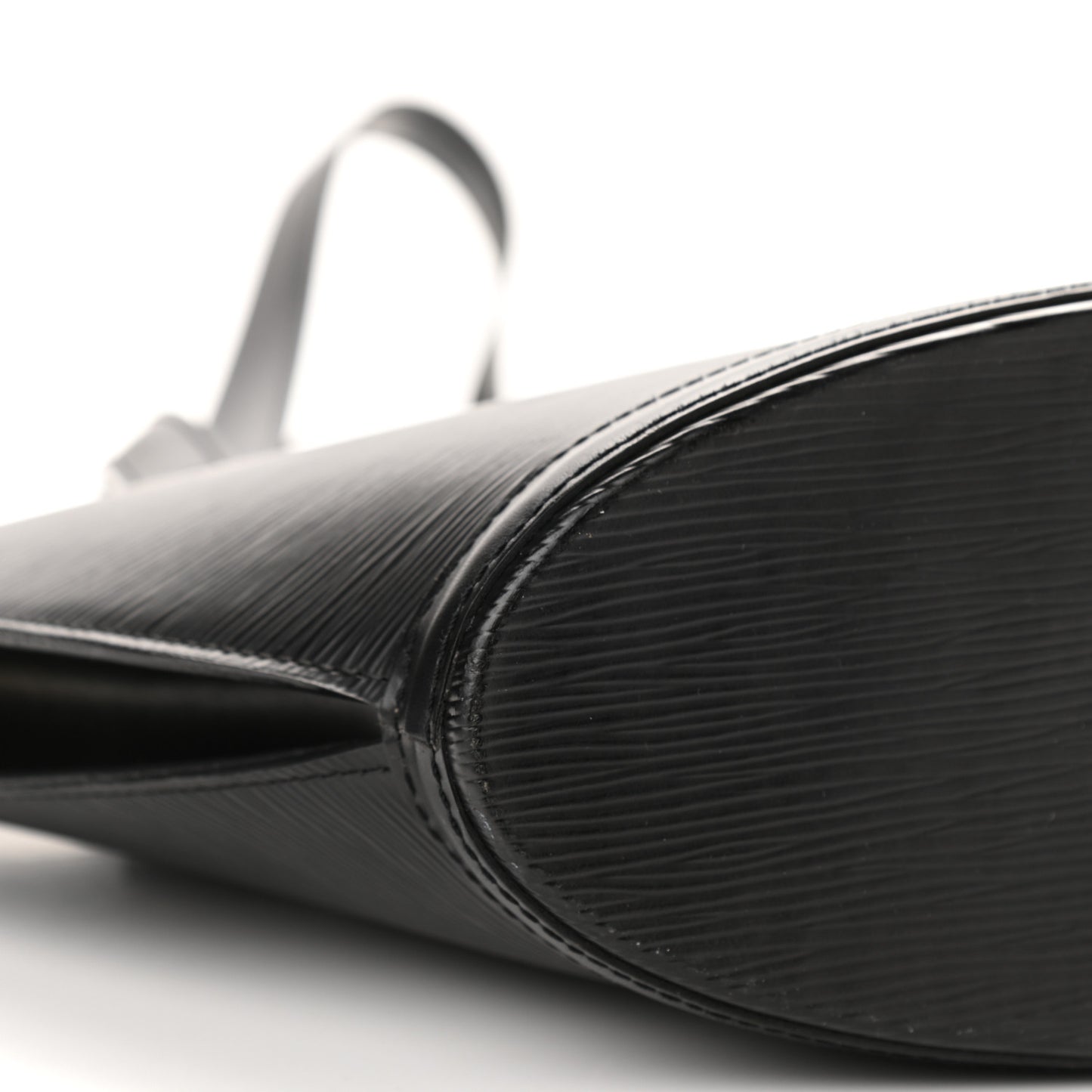 Epi Saint Jacques PM Long Straps Black