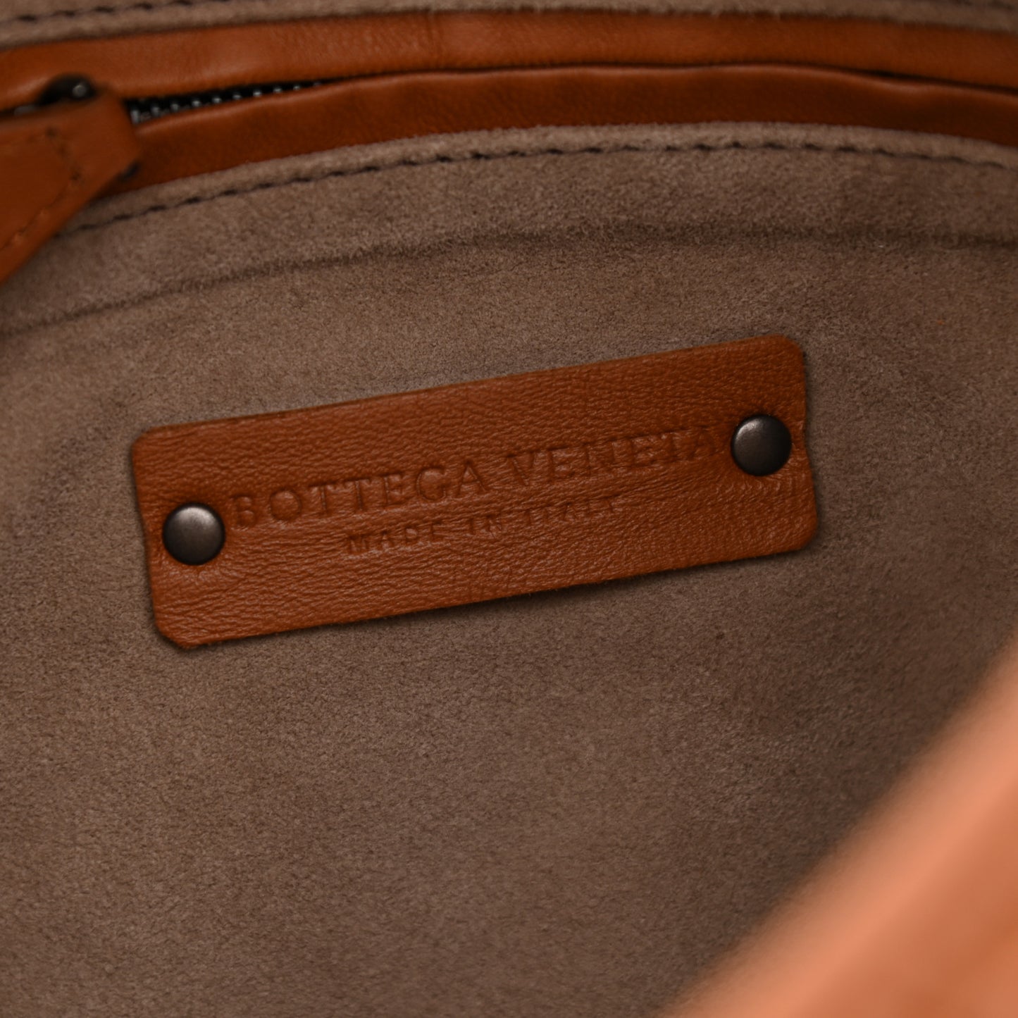 Nappa Intrecciato Medium Veneta Hobo Noce