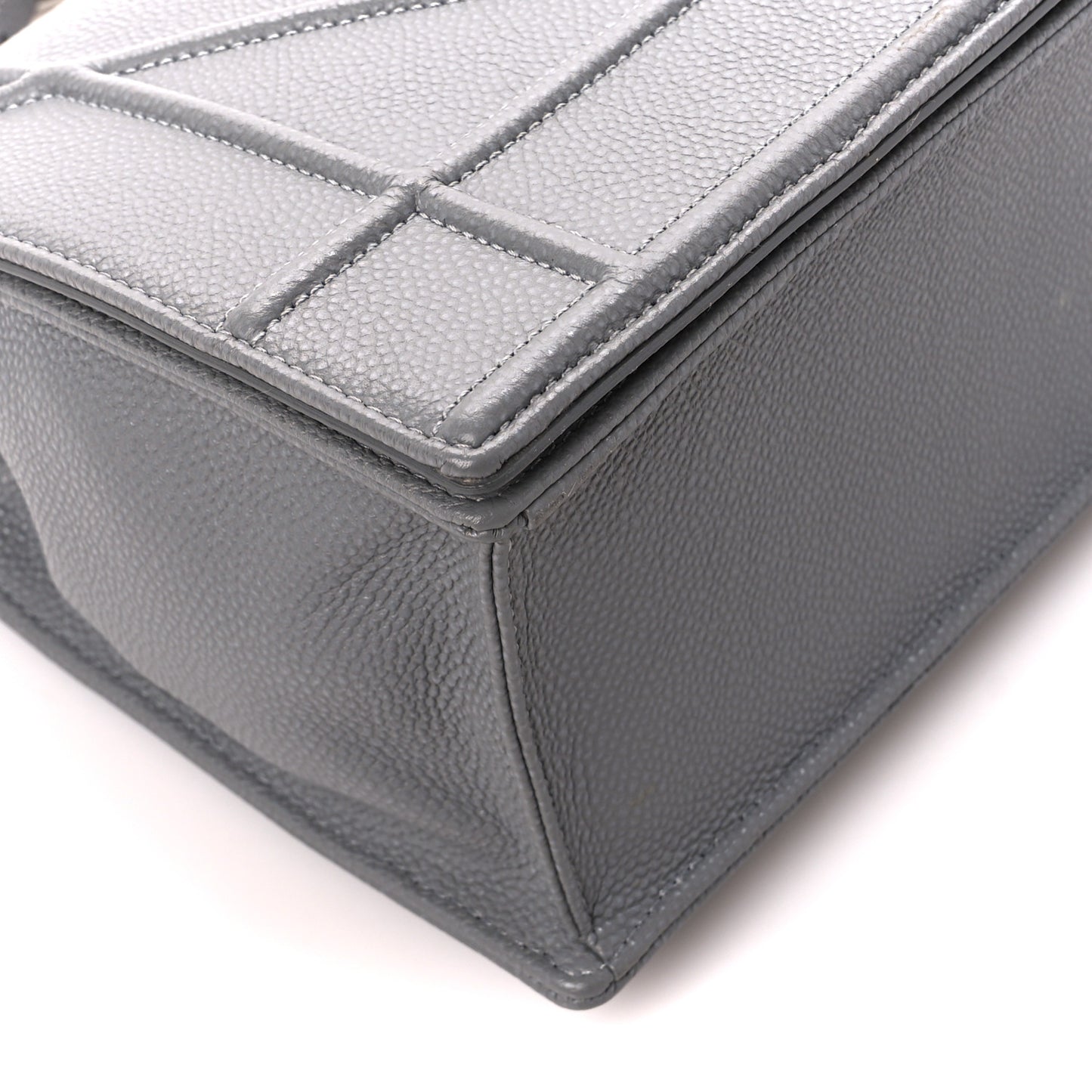 Grained Calfskin Medium Diorama Flap Bag Gris