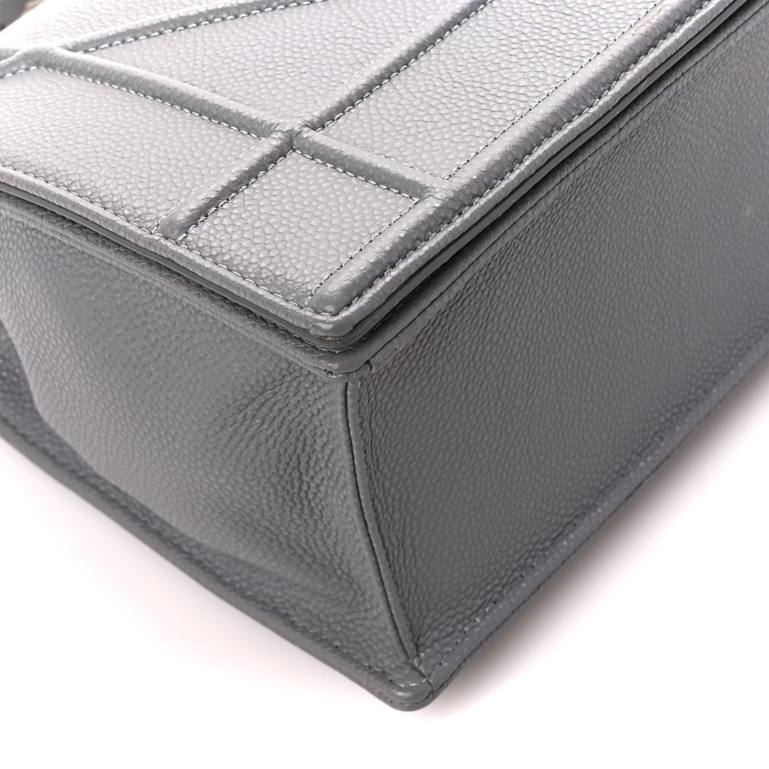 Christian Dior Grained Calfskin Medium Diorama Flap Bag Gris 9 of 10