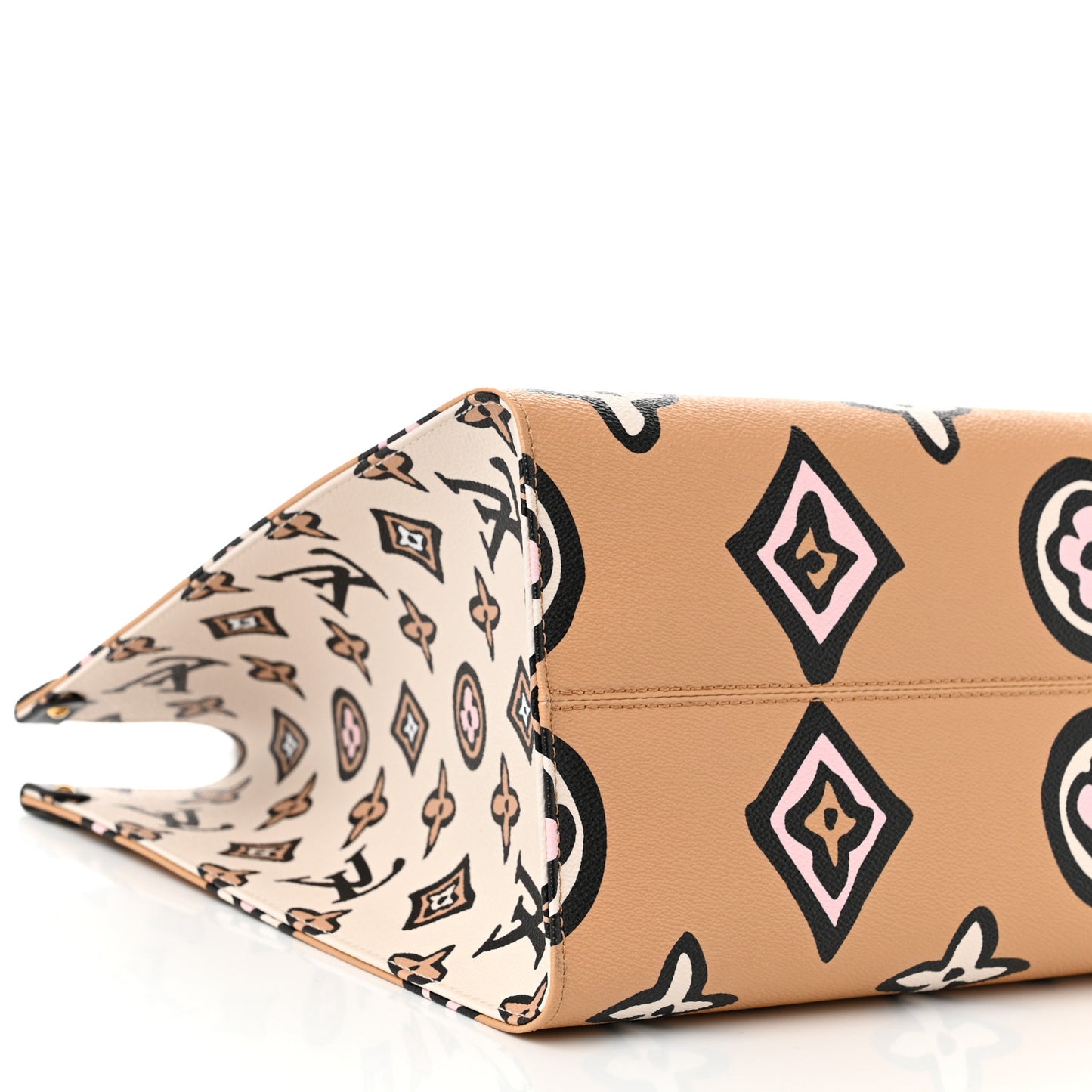Monogram Giant Wild At Heart Onthego GM Arizona