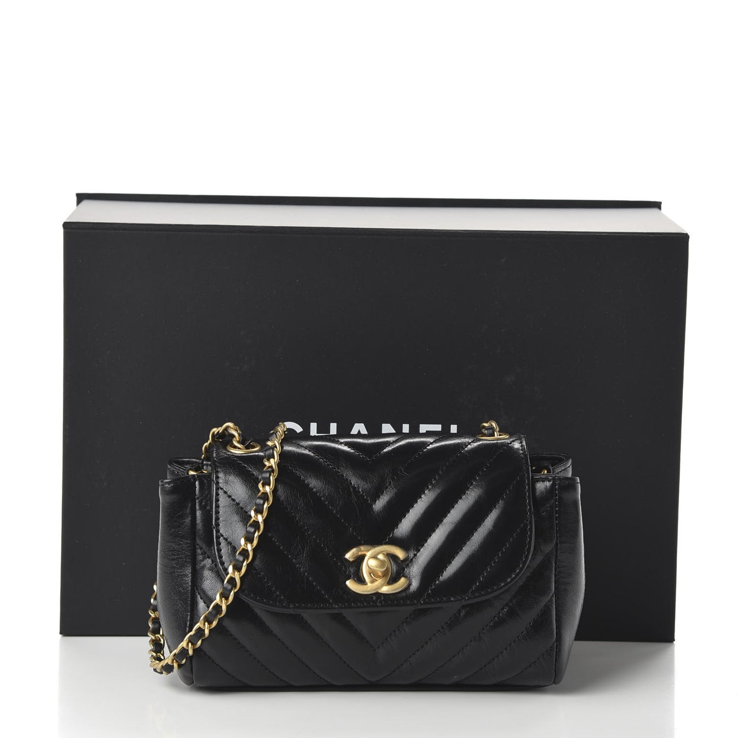 Glazed Calfskin Chevron Quilted Small Hampton Flap Black