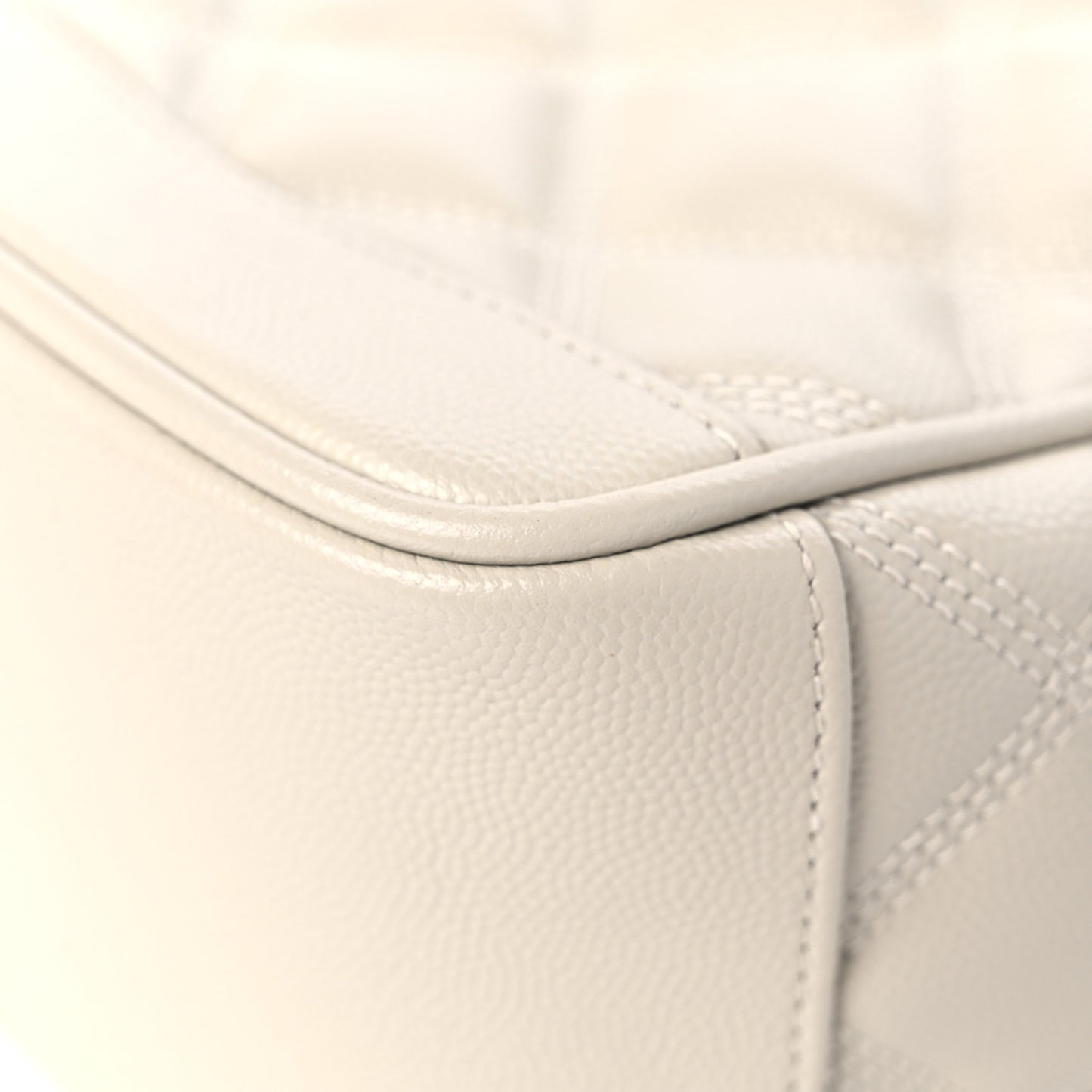 Grain de Poudre Quilted 80's Vanity Bag Crema Soft