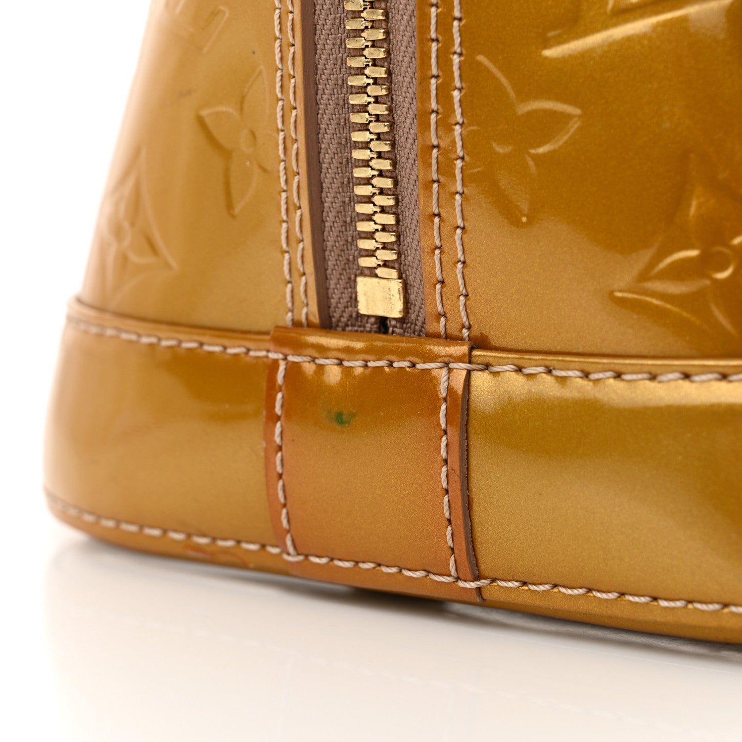 Louis Vuitton Vernis Alma PM Beige Poudre 13 of 15