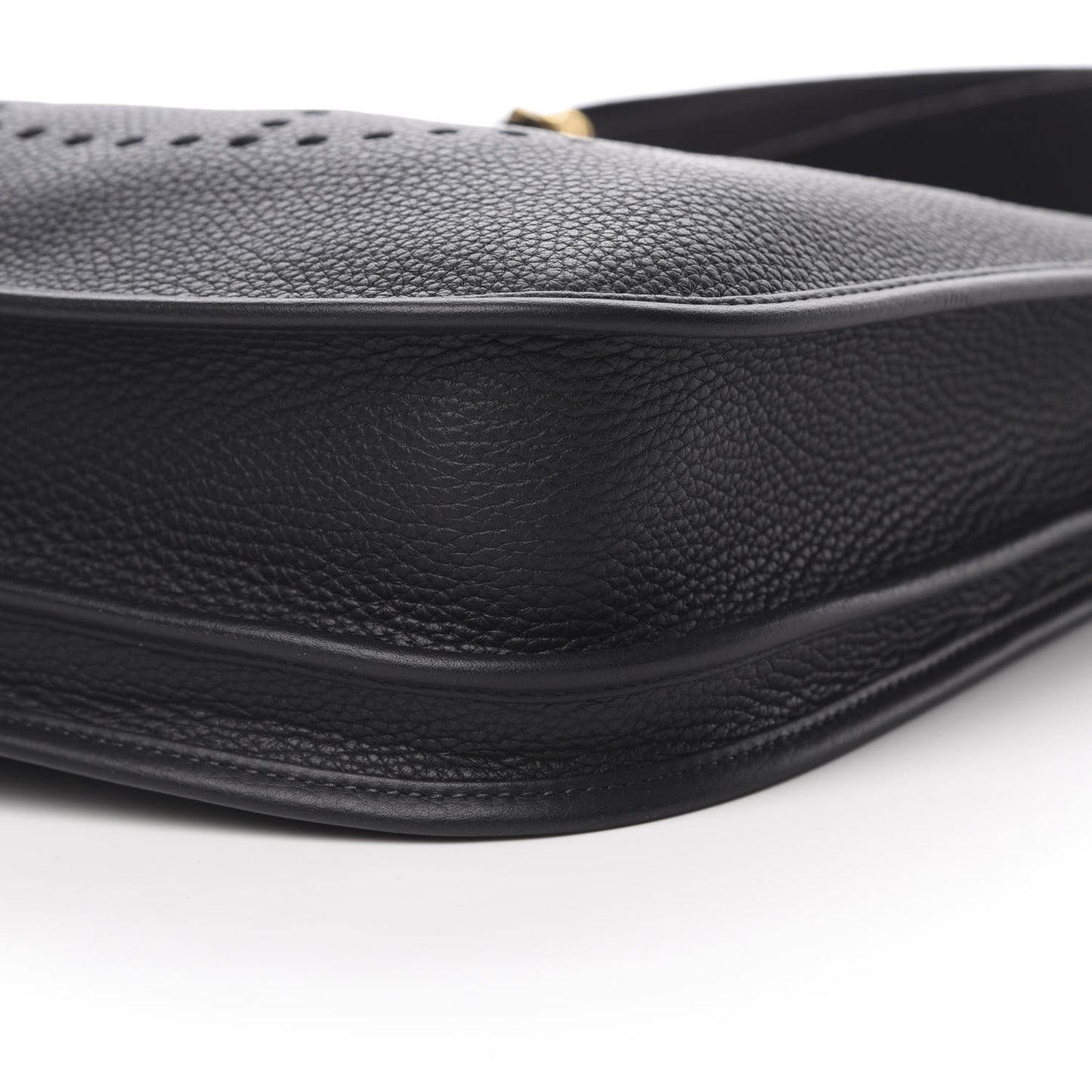 Taurillon Clemence Evelyne III PM Black
