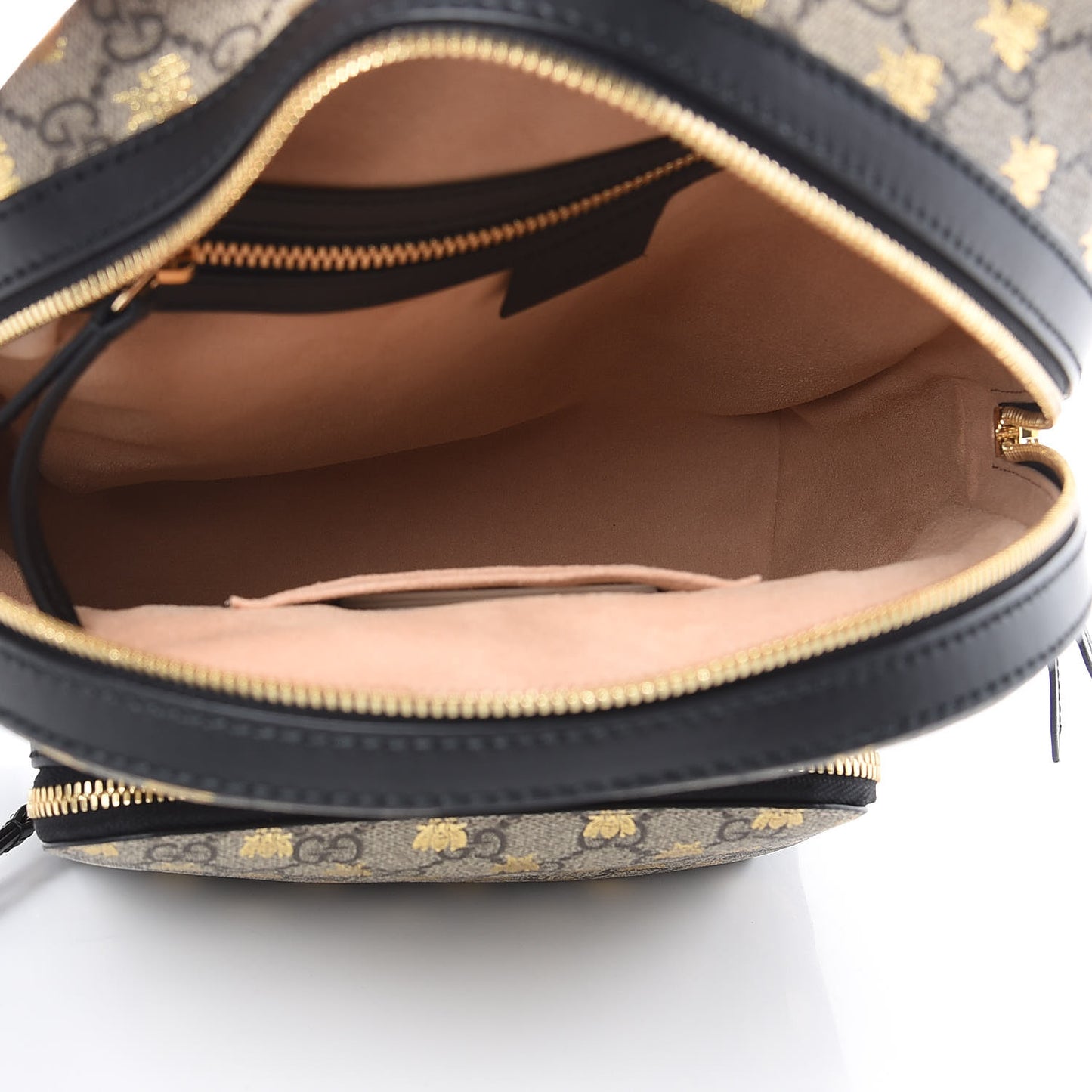 GG Supreme Monogram Bees Print Small Day Backpack Beige Oro Black