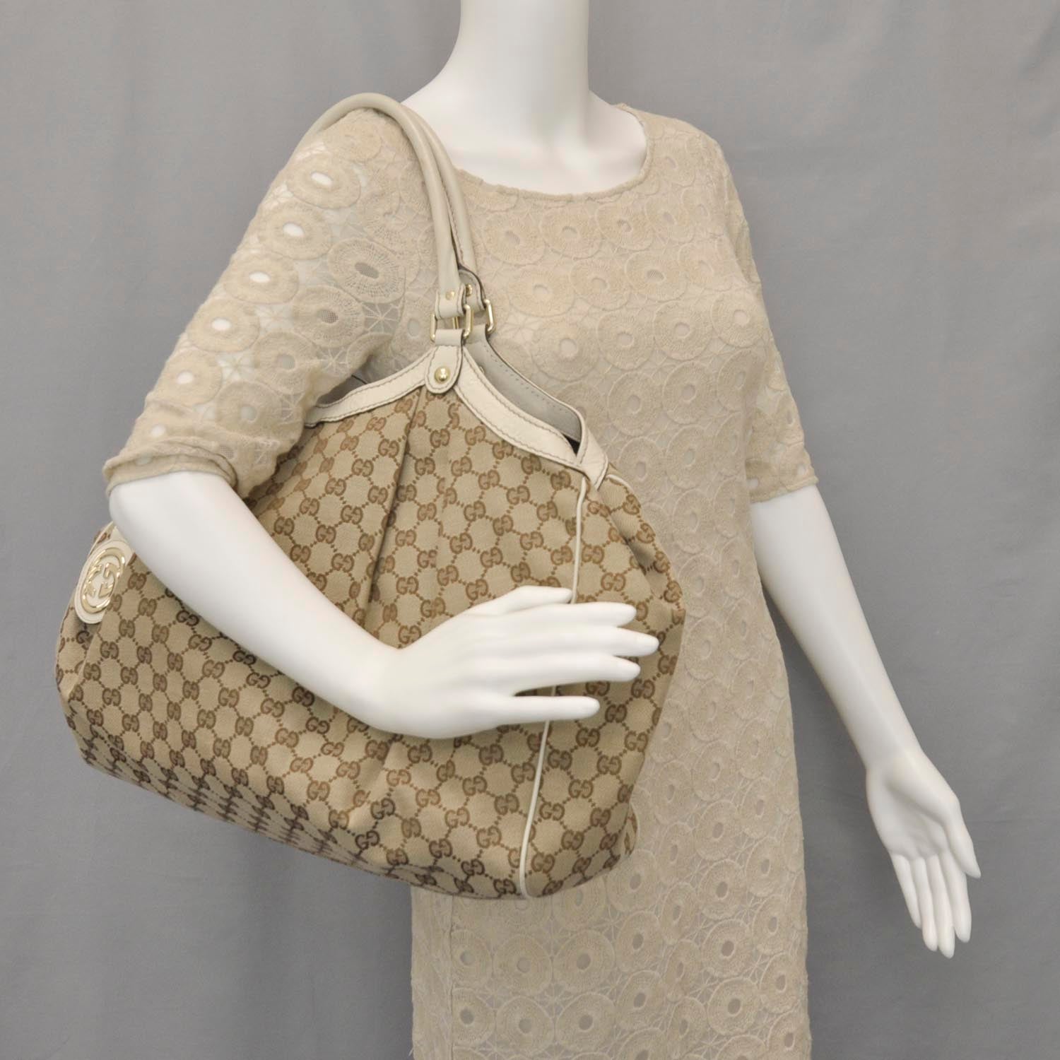 Gucci Monogram Large Sukey 2 of 9