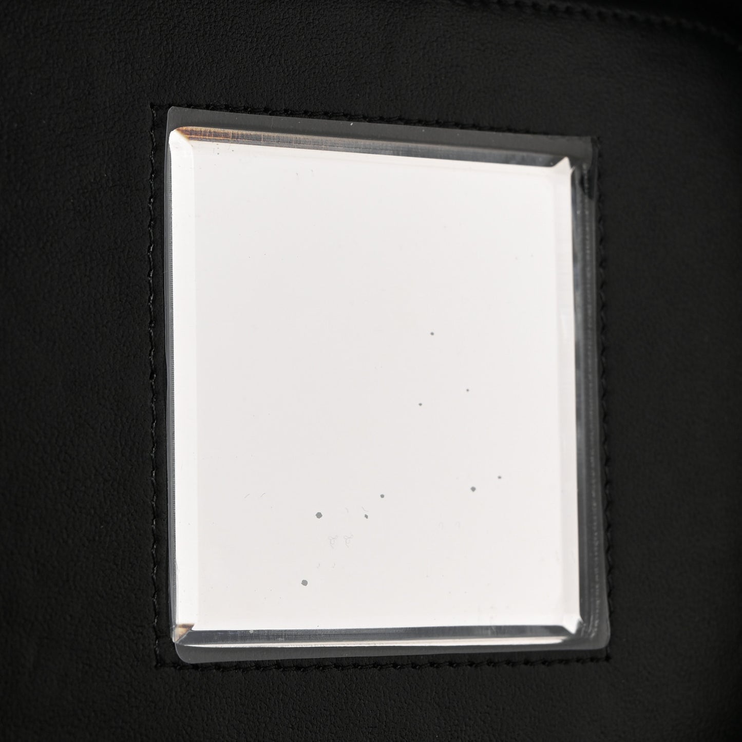 Caviar Quilted Small Top Handle Vanity Case With Chain Black
