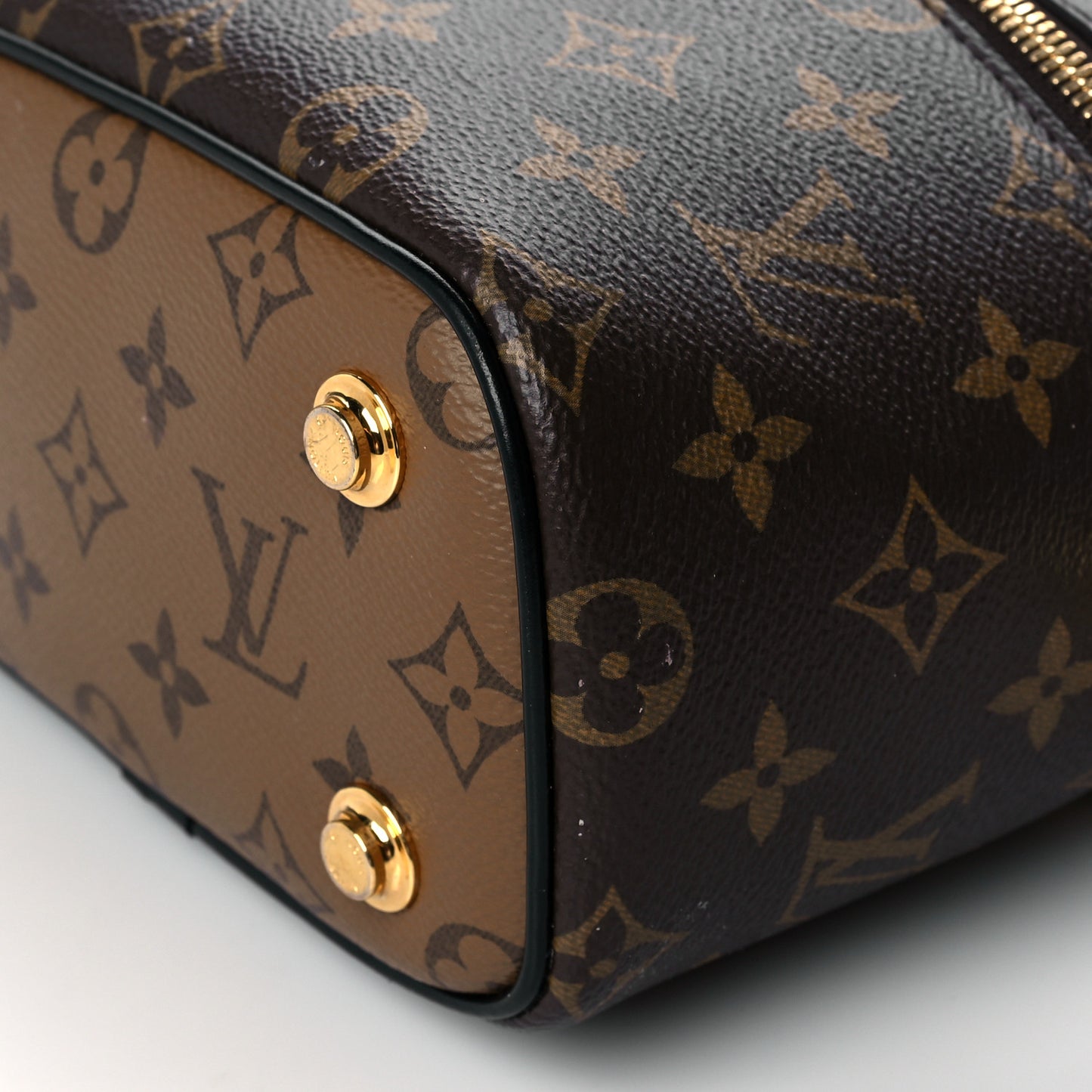 Reverse Monogram Vanity PM