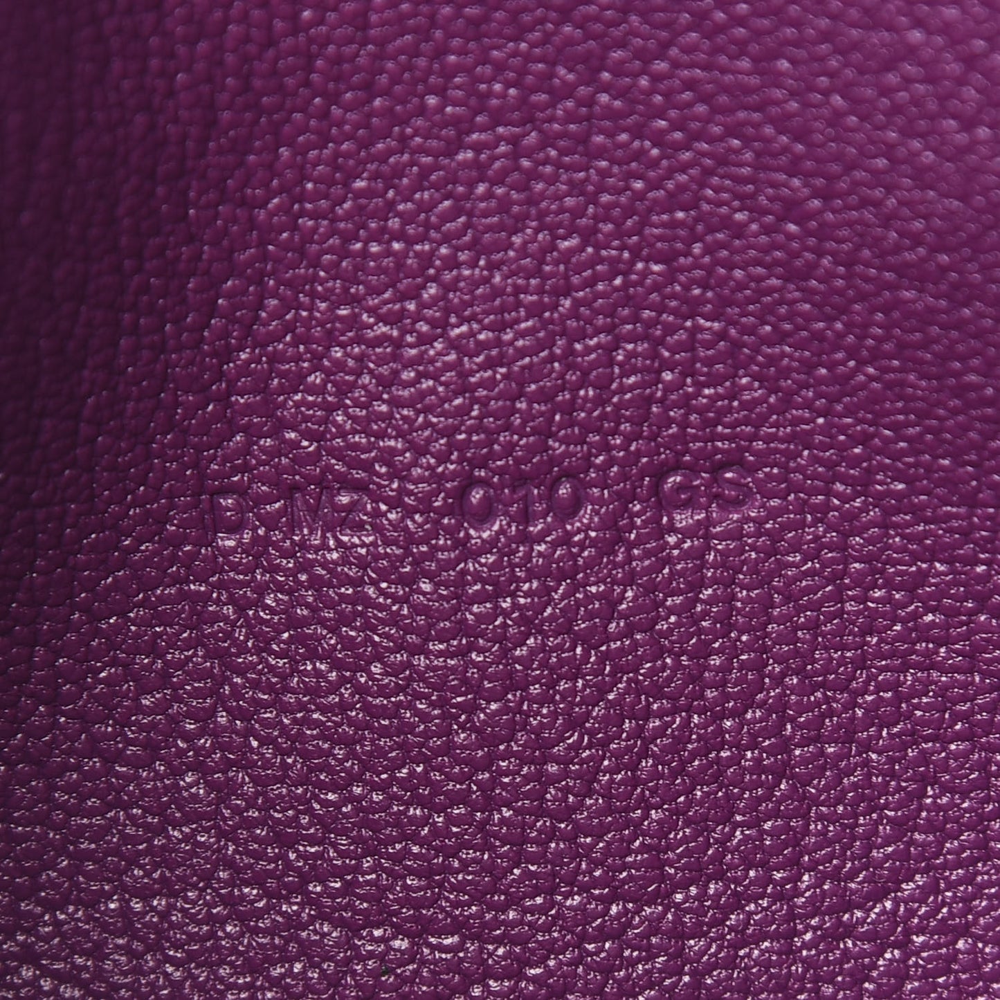 Chevre Mysore Kelly Pocket Compact Wallet Anemone