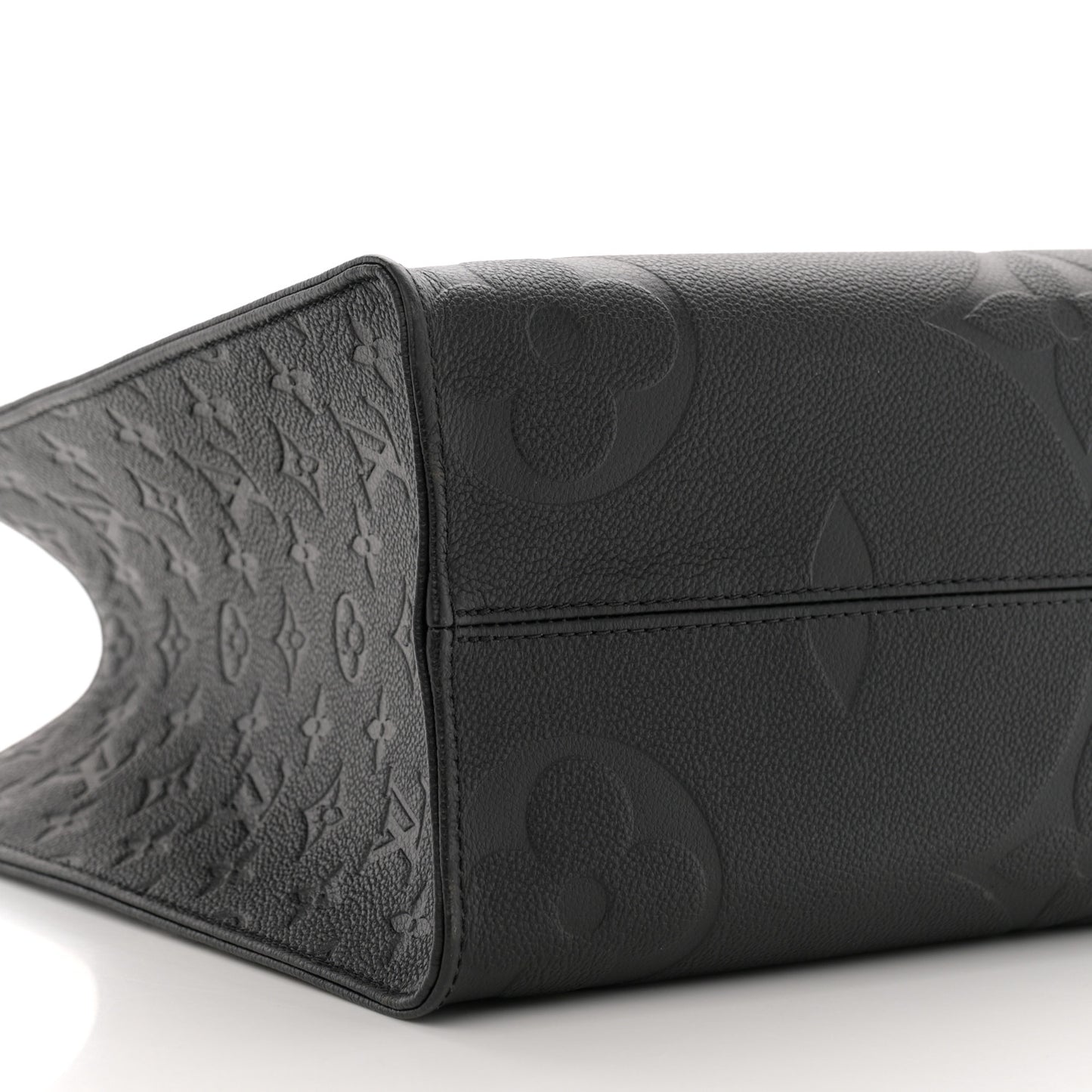 Empreinte Monogram Giant Onthego MM Black