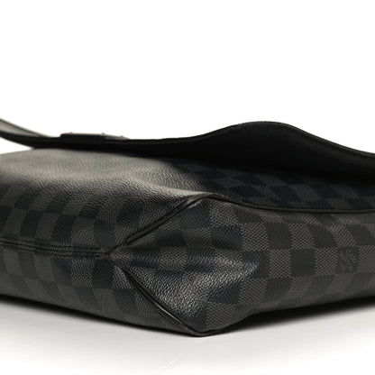 Louis Vuitton Damier Graphite District GM 11 of 16
