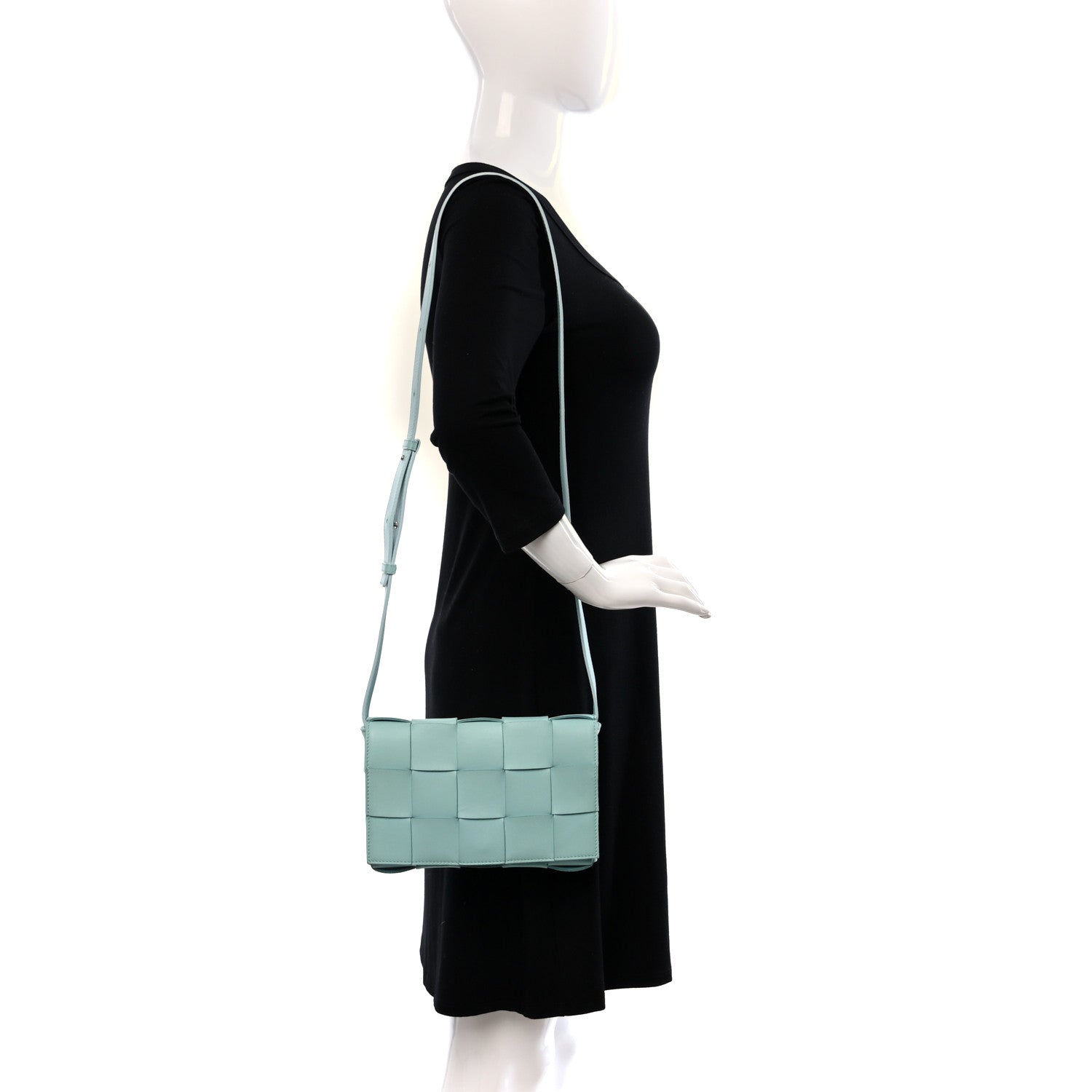 Bottega Veneta Lambskin Maxi Intreccio Cassette Bag Teal Washed 3 of 9