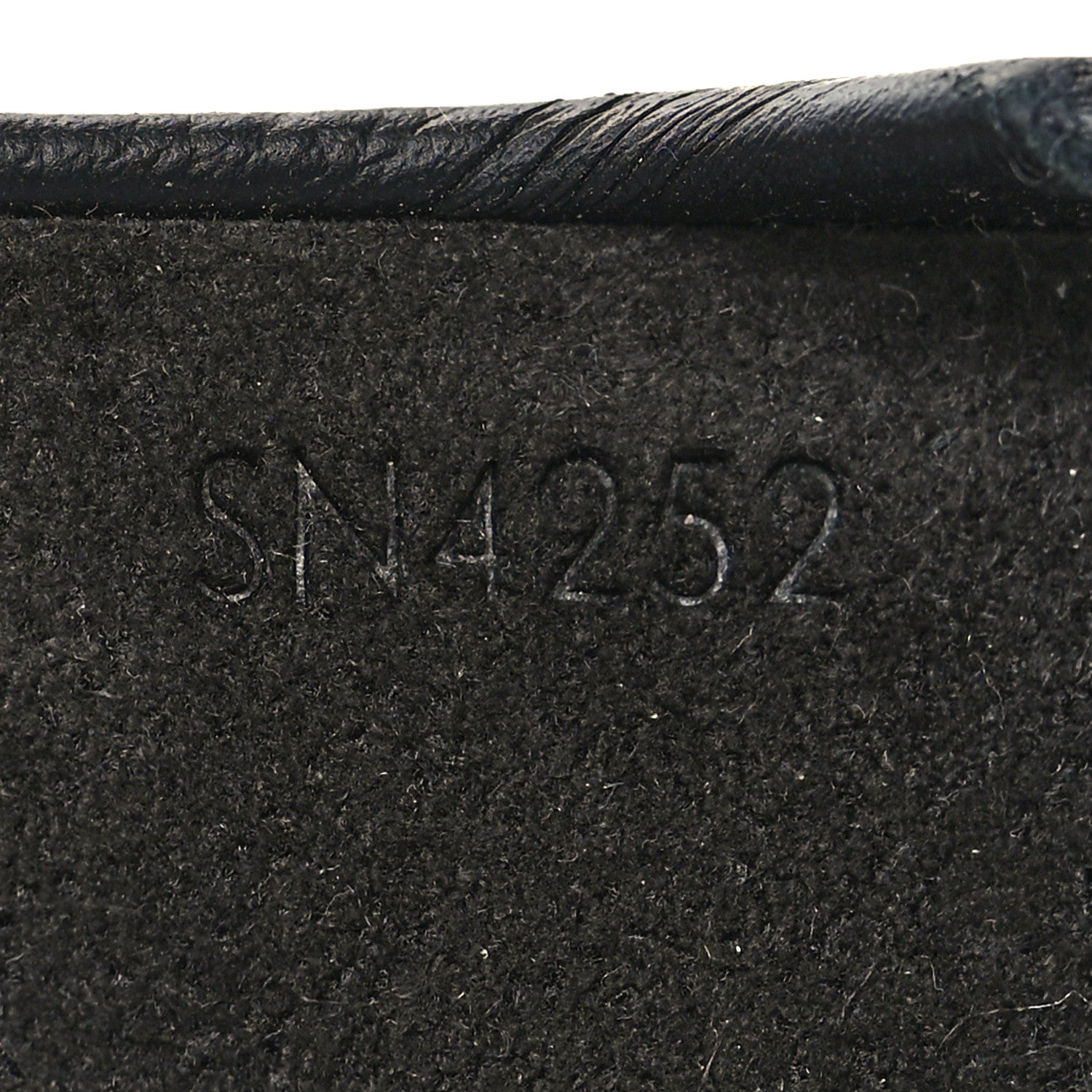 Louis Vuitton Monogram Pallas iPhone 15 Pro Bumper Black 6 of 11