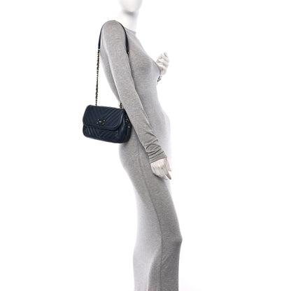 Chanel Calfskin Chevron Quilted Messenger Flap Navy 3 of 12