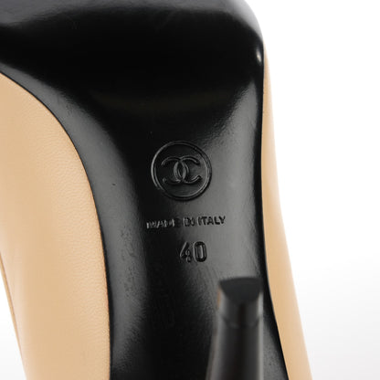 Chanel Lambskin Cap Toe Bow Pumps 40 Beige Black 6 of 9