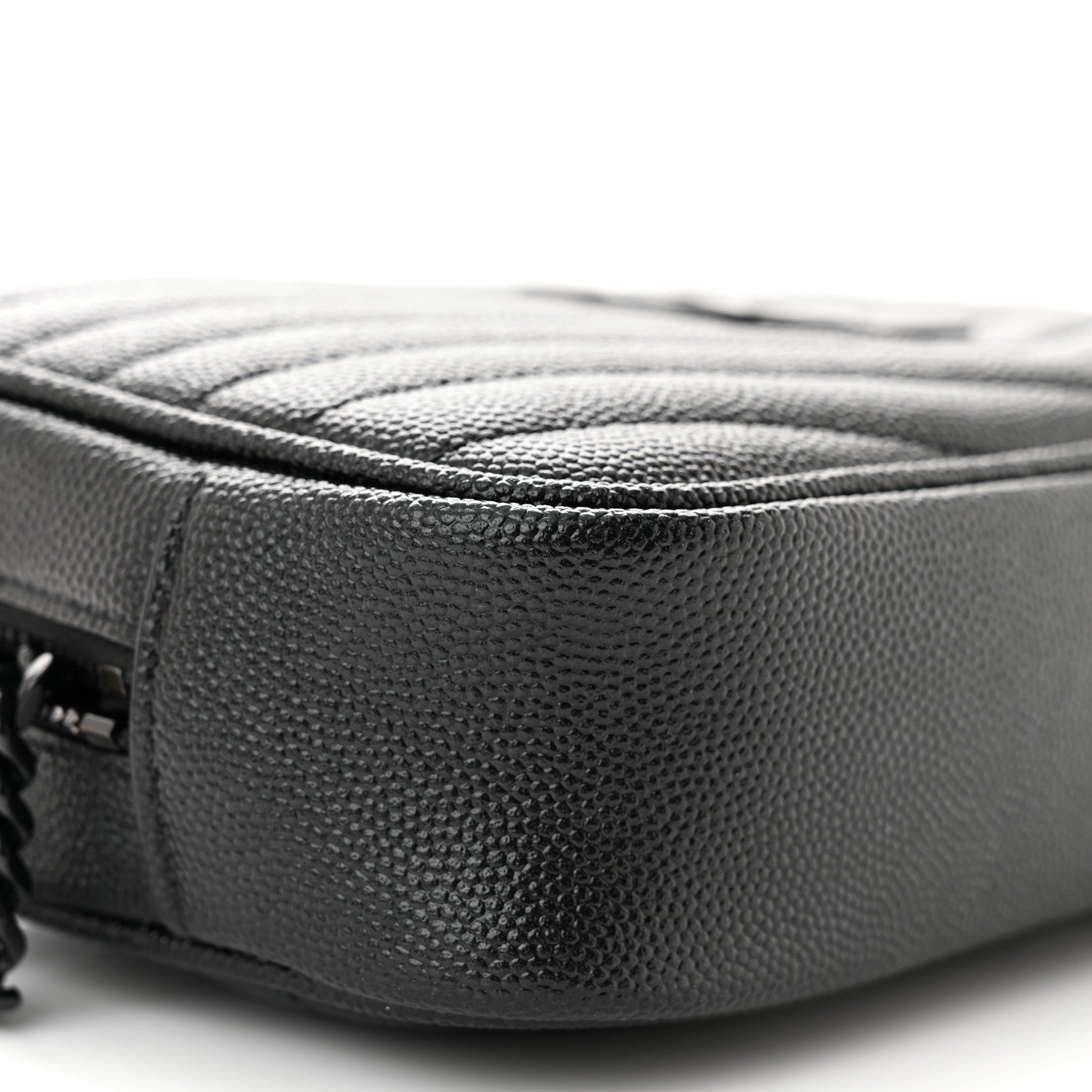 Saint Laurent Grain De Poudre Matelasse Monochrome Monogram Mini Lou Camera Bag Black 9 of 11