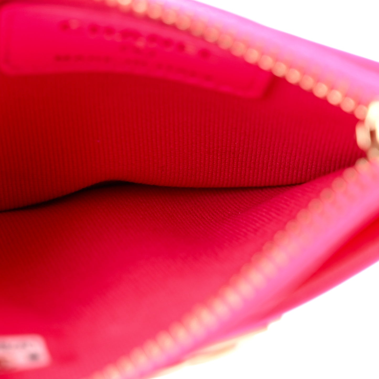 Patent Chevron Quilted Boy Zip Card Holder Pink