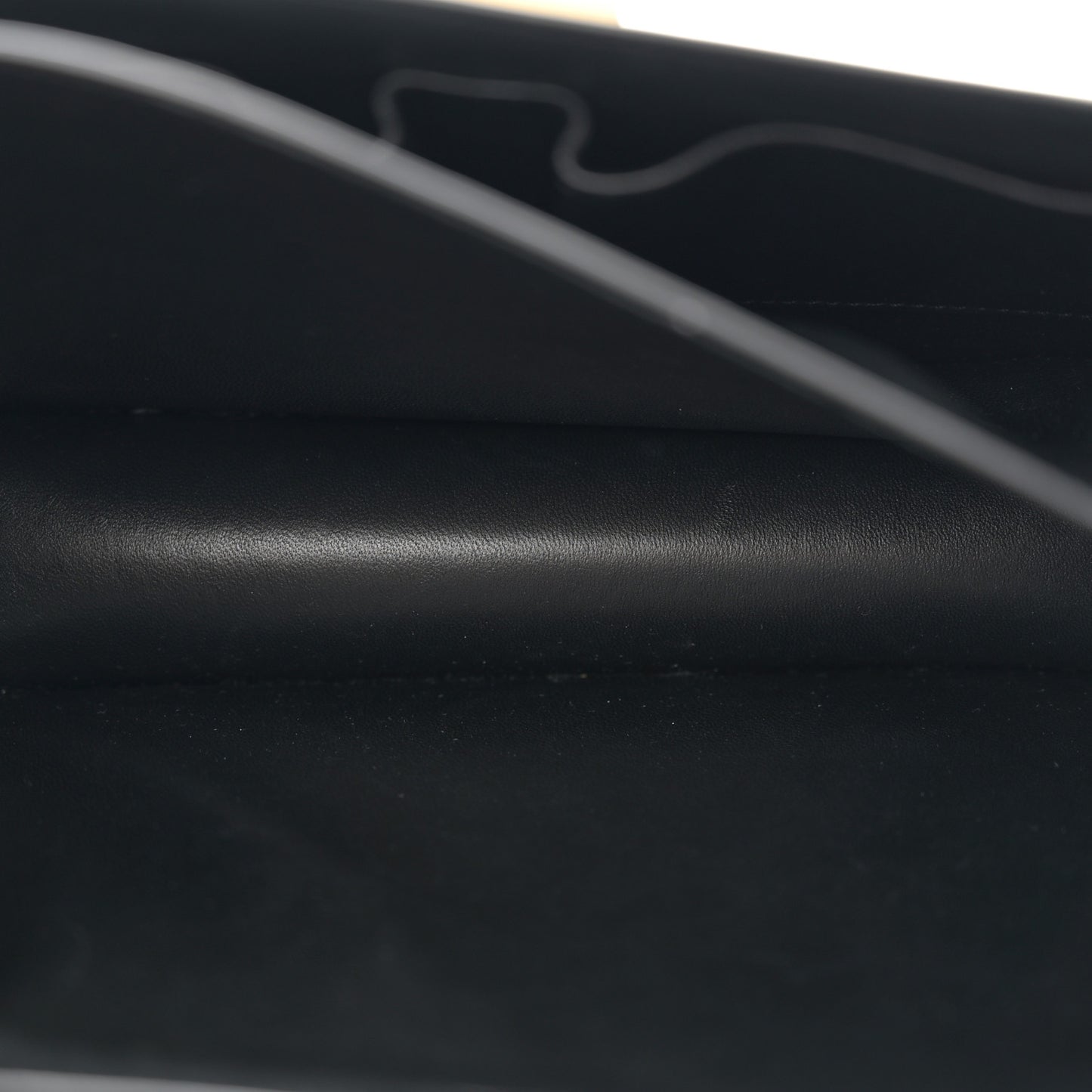 Box Calfskin Medium Classic Box Flap Bag Black