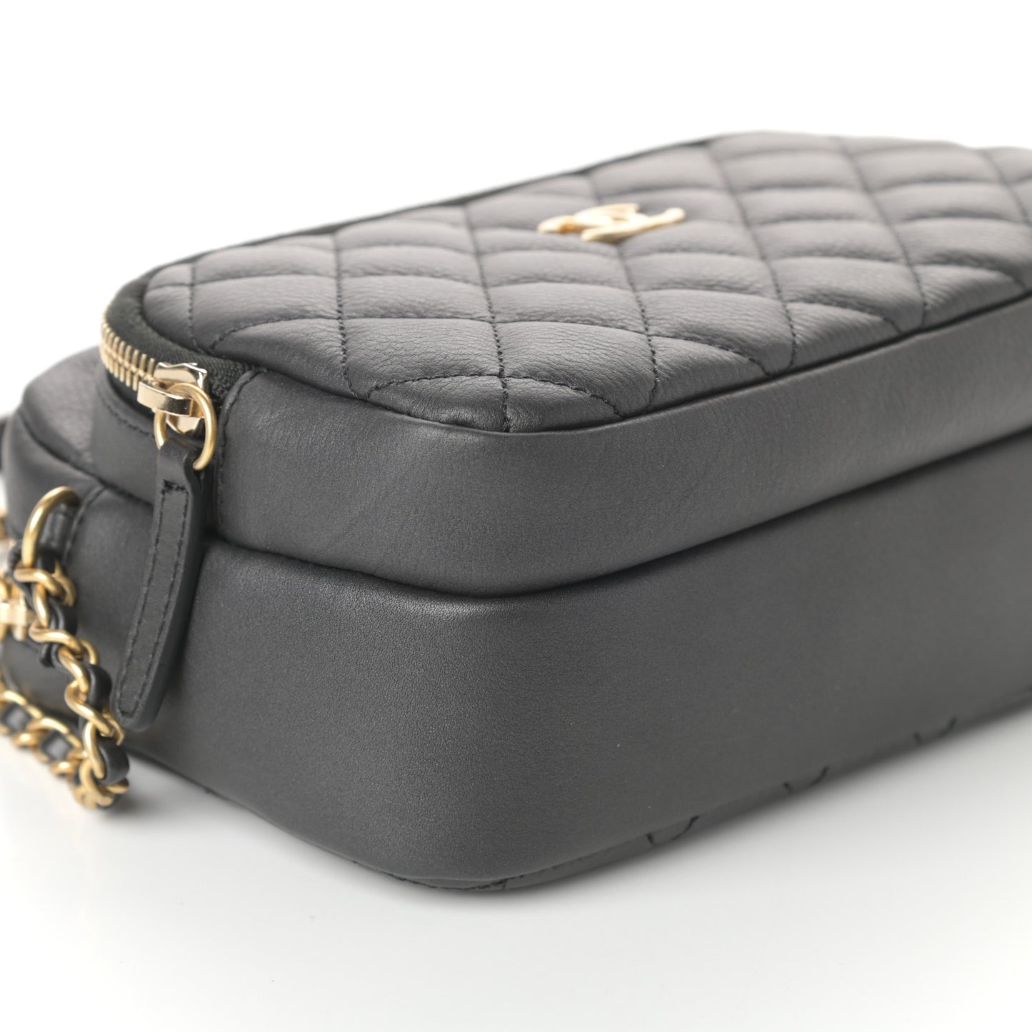 Calfskin Quilted Day Trips Camera Case Black