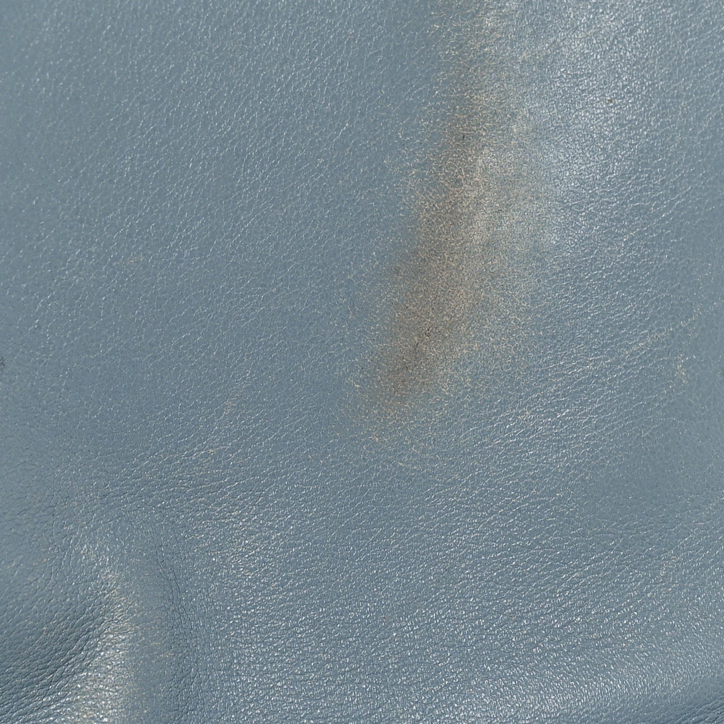 Vitello Rockstud Flap Shoulder Bag Light Stone