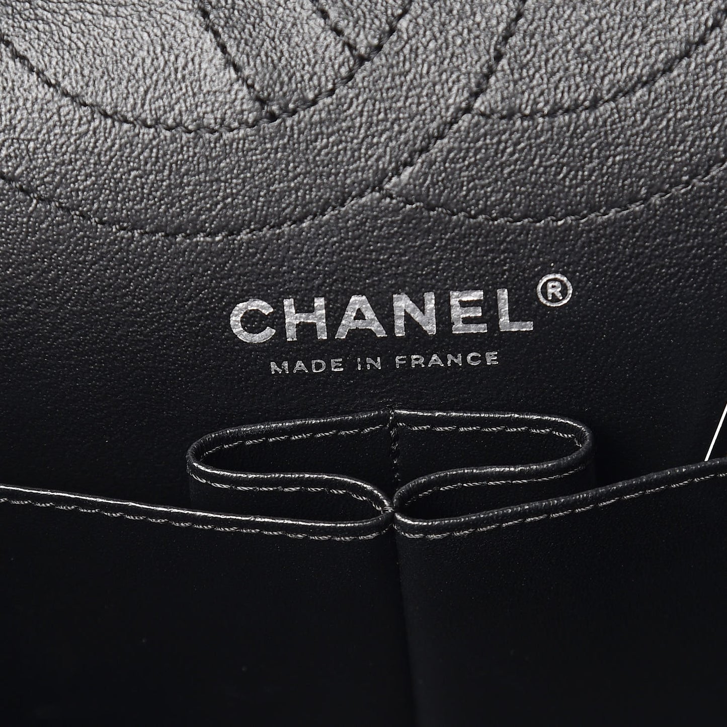Aged Calfskin Chevron Quilted 2.55 Reissue 226 So Black