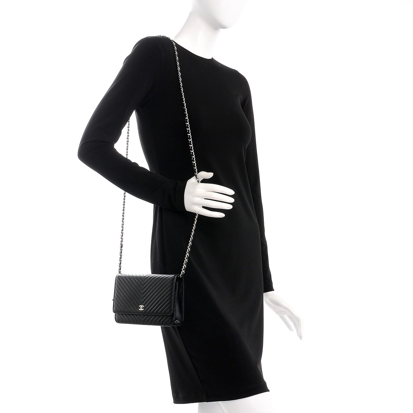 Caviar Chevron Quilted Wallet On Chain WOC Black
