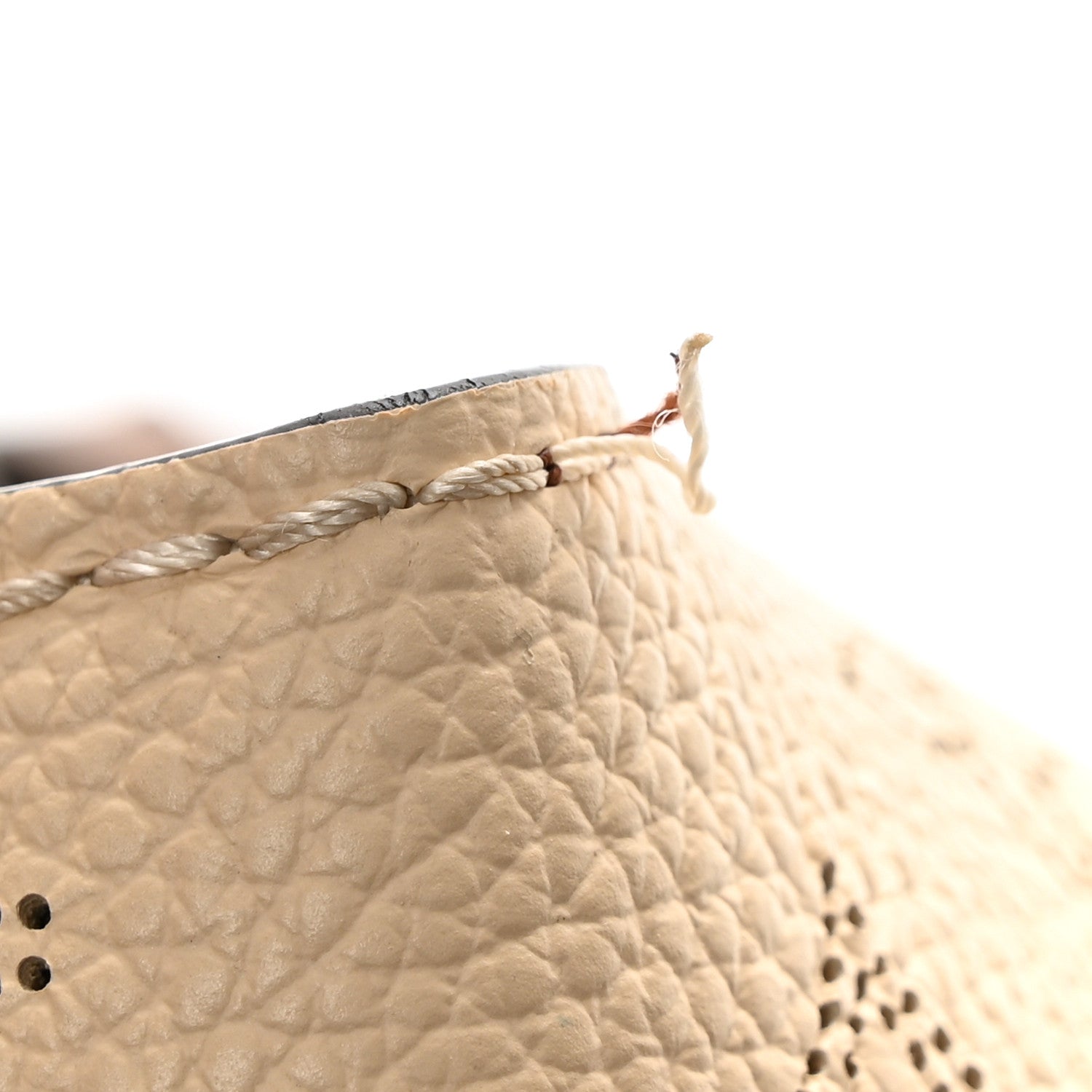 Louis Vuitton Mahina Carmel Hobo Creme 11 of 13