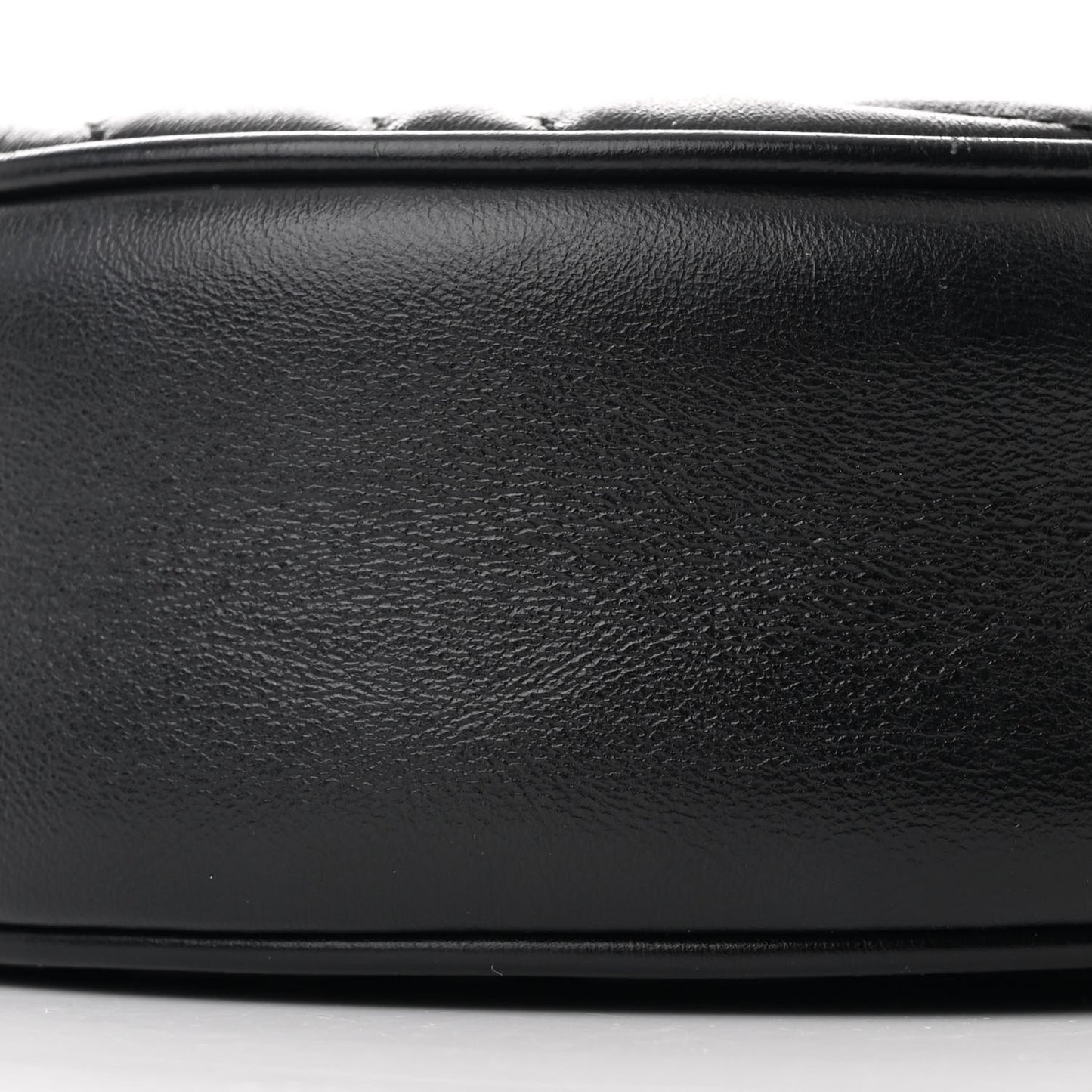 Azalea Calfskin Matelasse Heart Mini GG Marmont Round Shoulder Bag Black