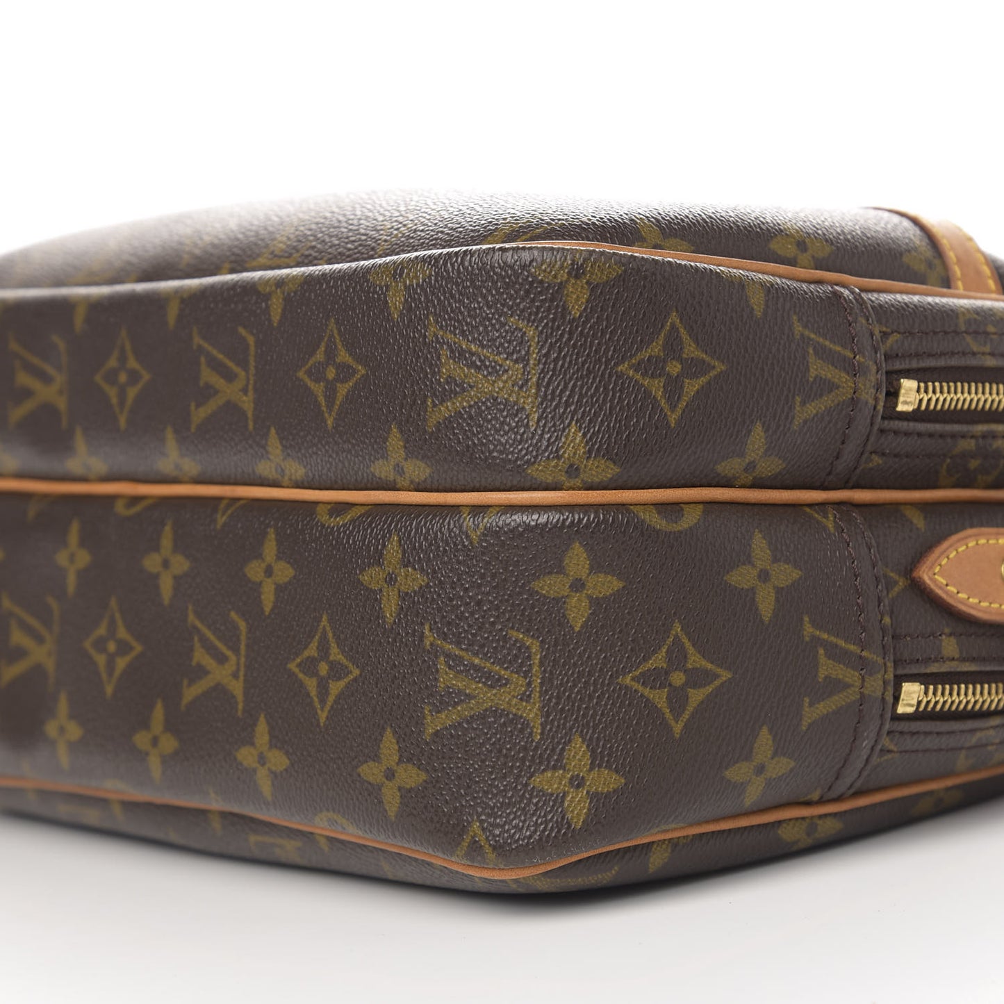 Monogram Reporter PM