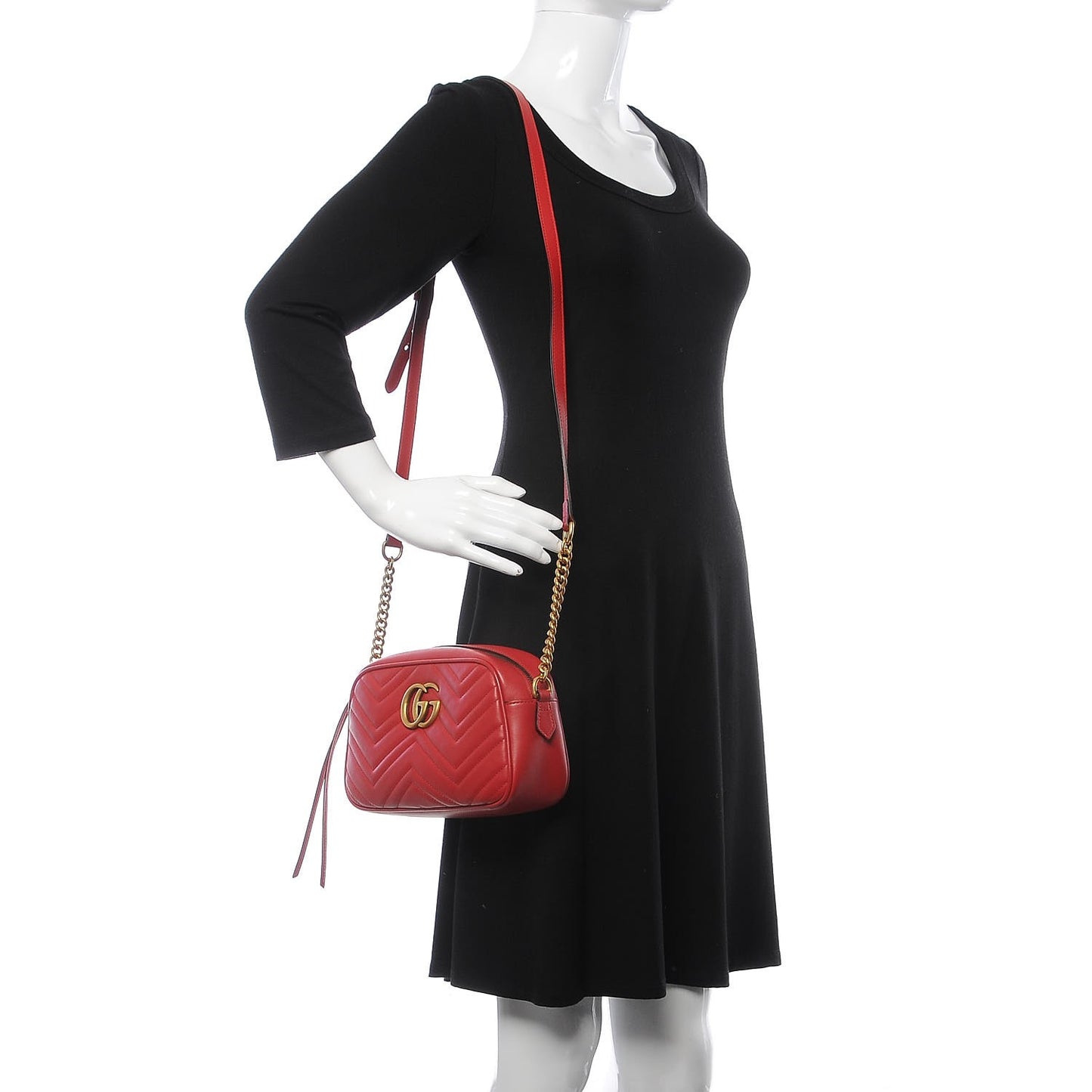 Calfskin Matelasse Small GG Marmont Chain Shoulder Bag Hibiscus Red